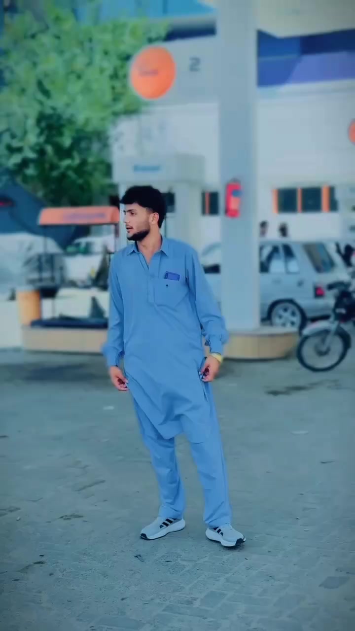 @A_Y_K🚩