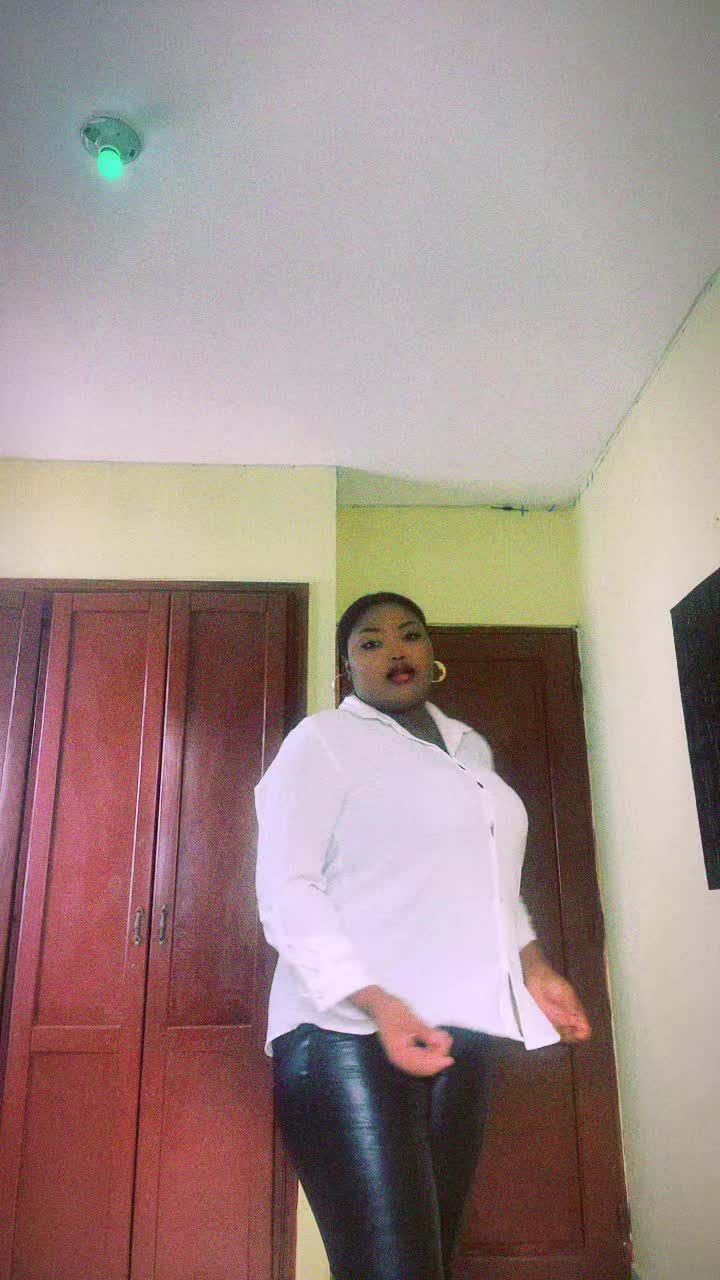 @Fameuse