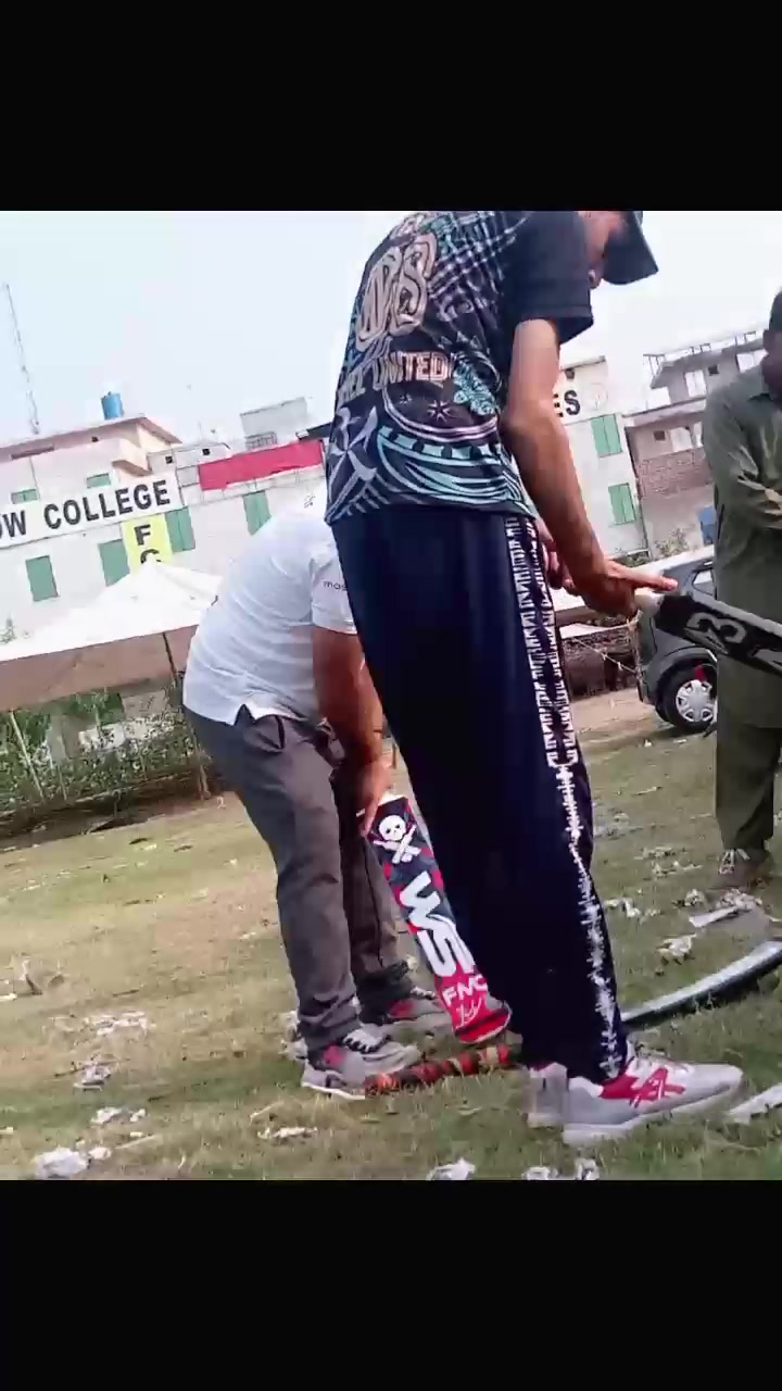 @Raja_kashi444