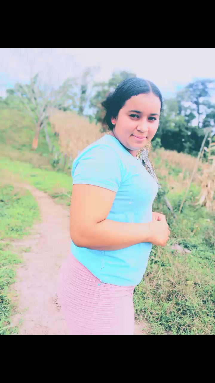 @María Lanza