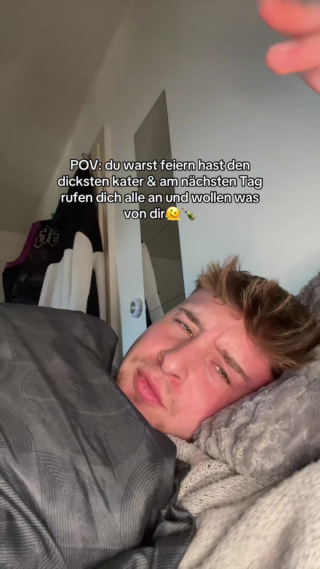 @𝗦 𝗘 𝝠 𝗡 † ⚡️