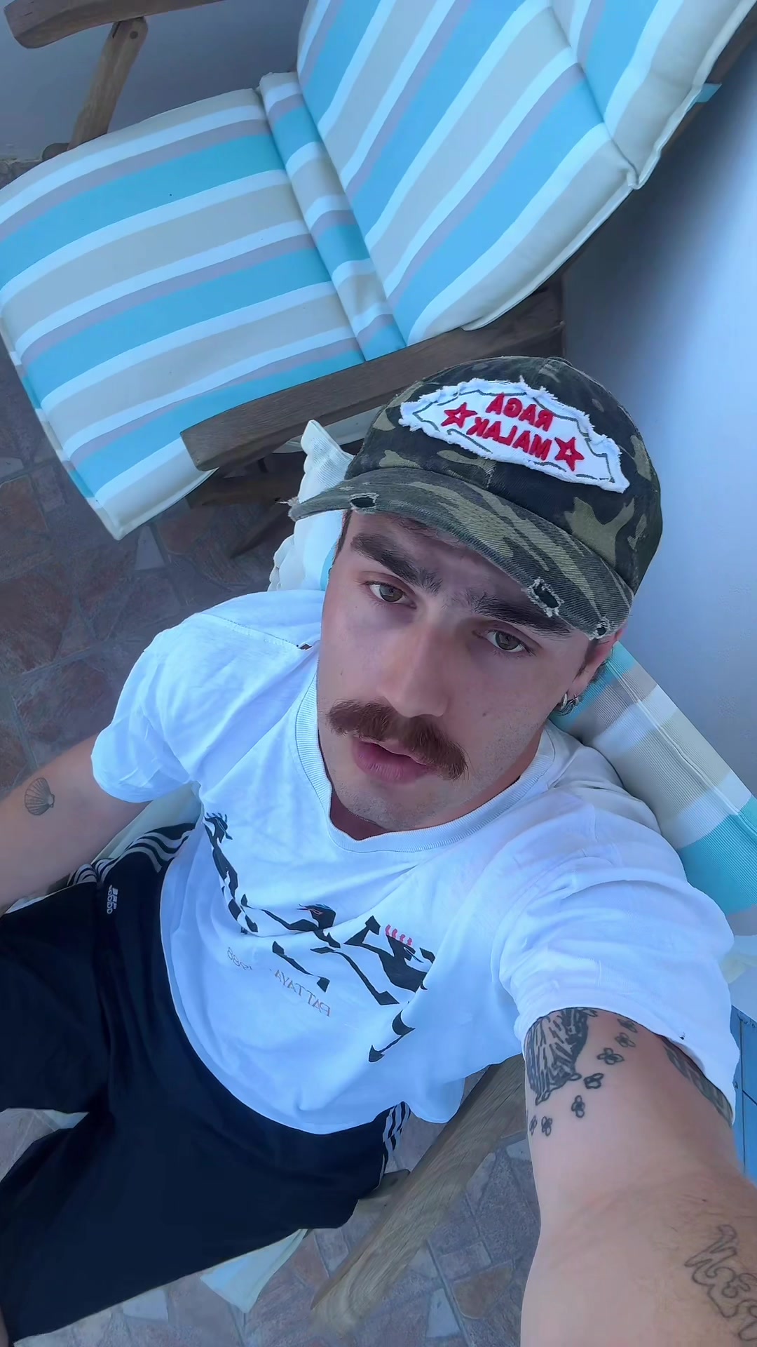 @Joneyponey