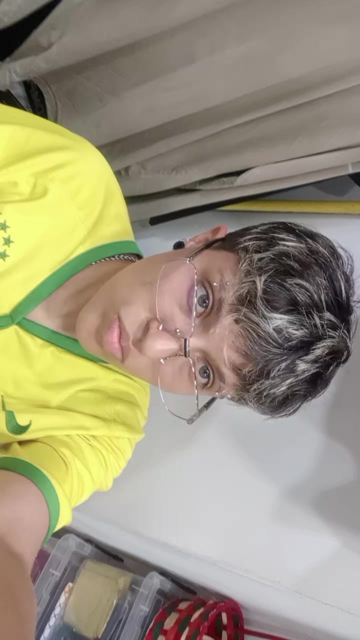 @Clarita_29