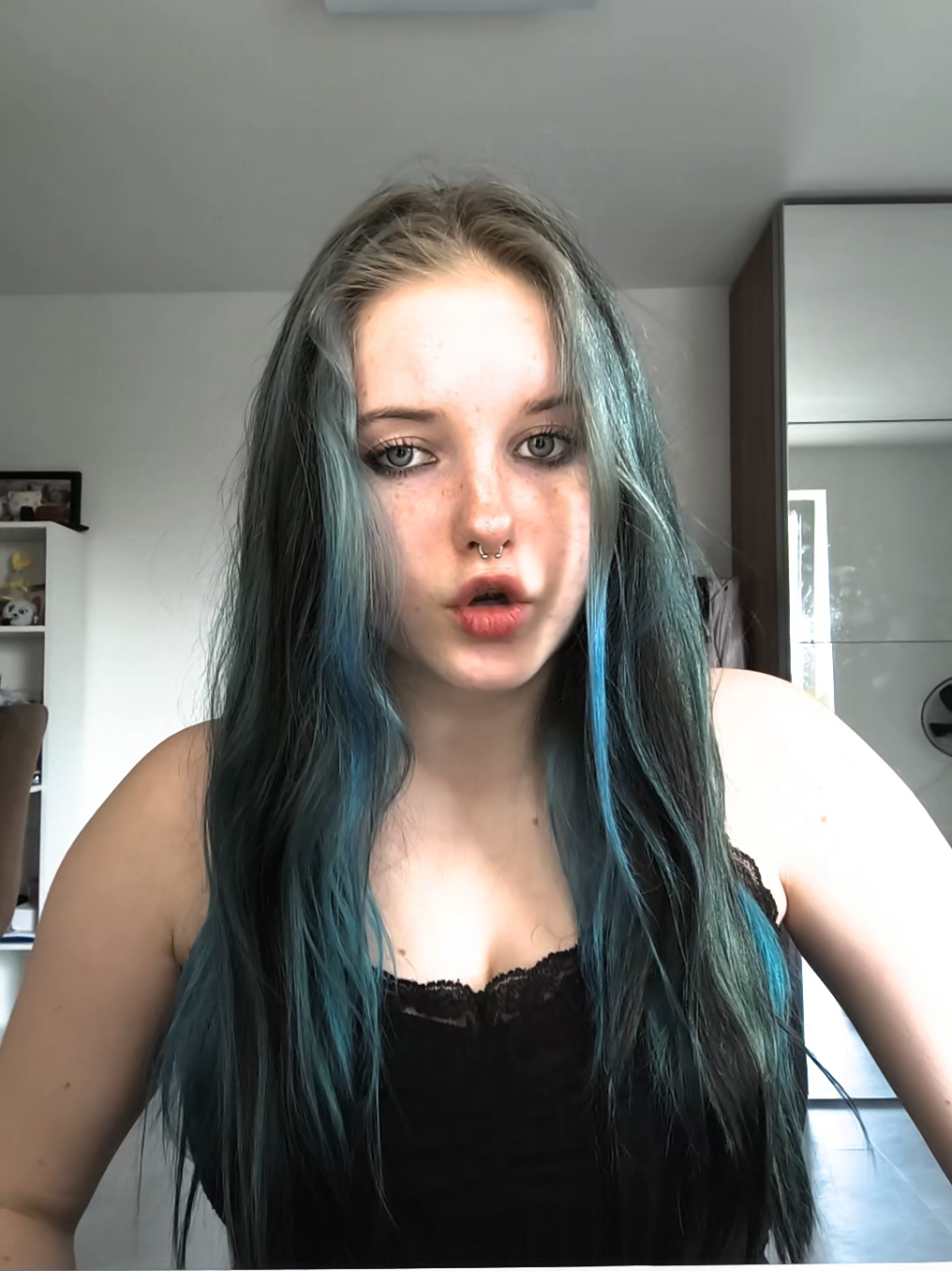 @Angelixx👽