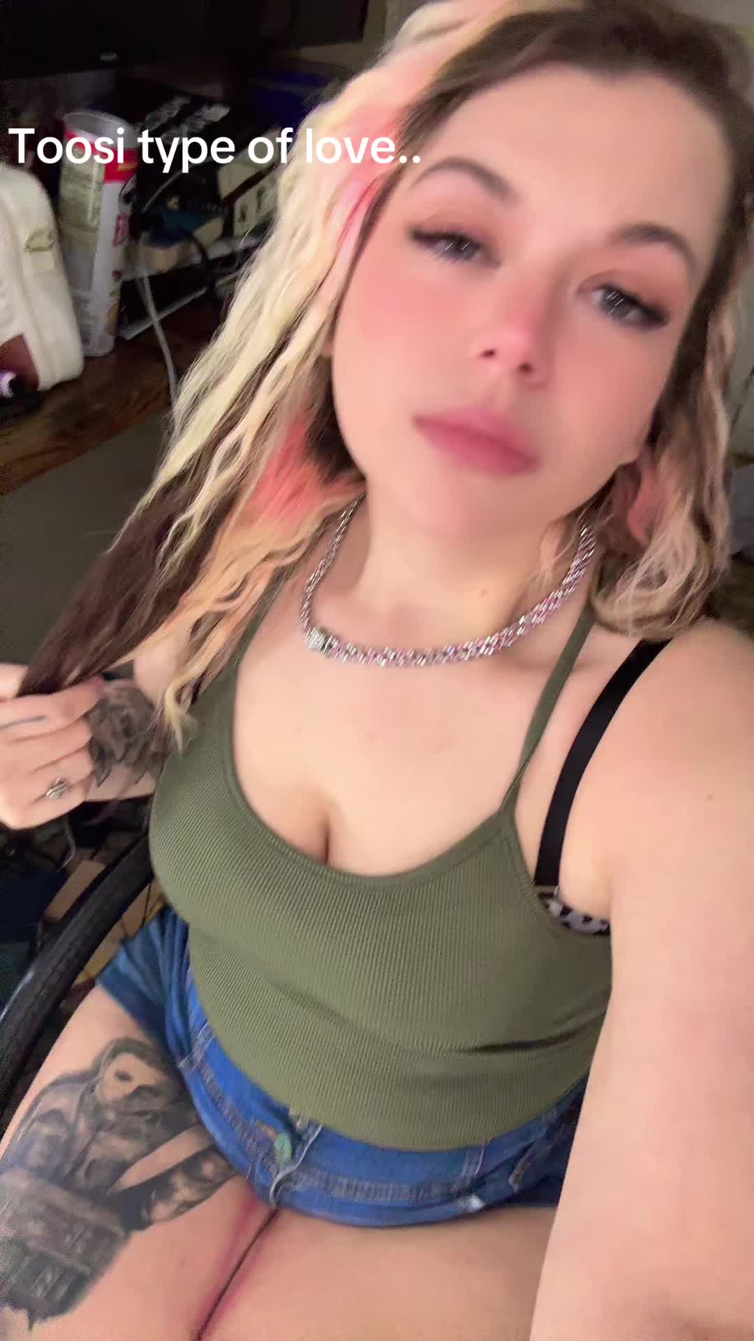 @😈PushMeDaddy_KELZ👑