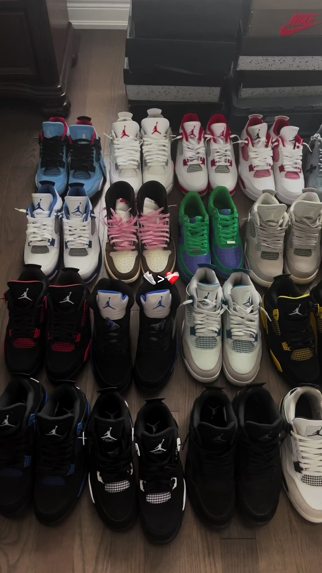 @SneakerFever