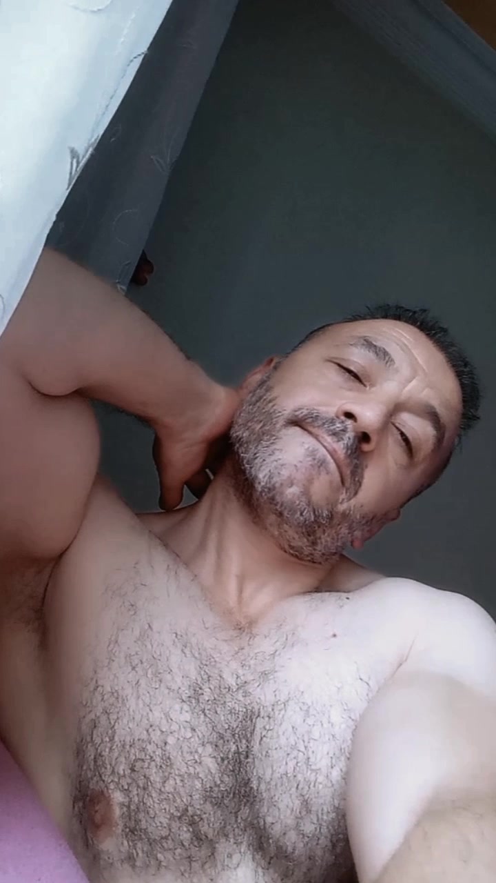 @KoMşUnUn UsLuOğLu
