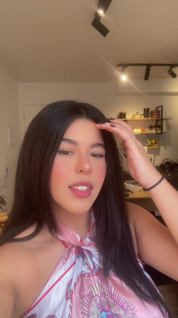 @Lê ✨