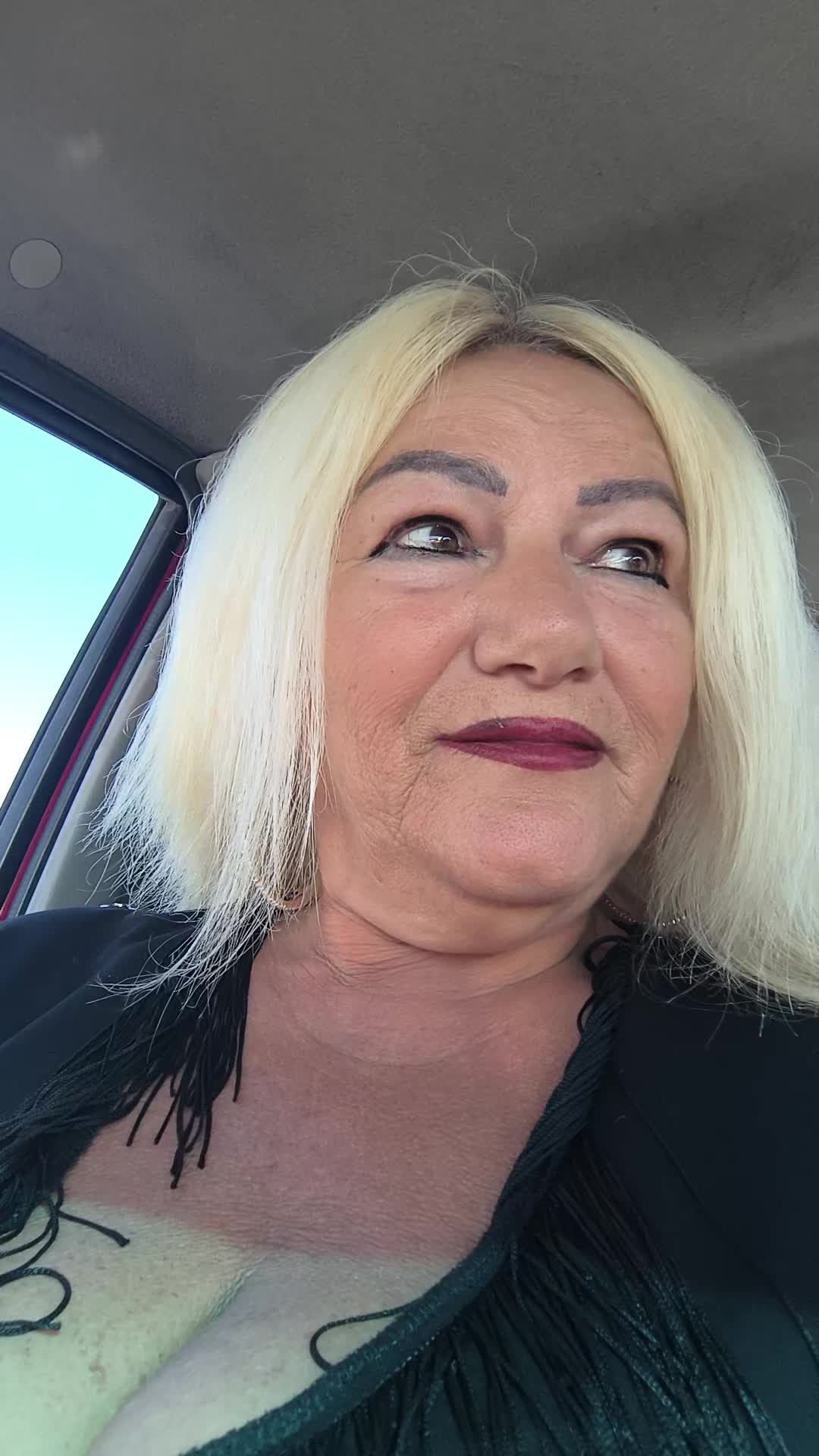 @Linda Testa305