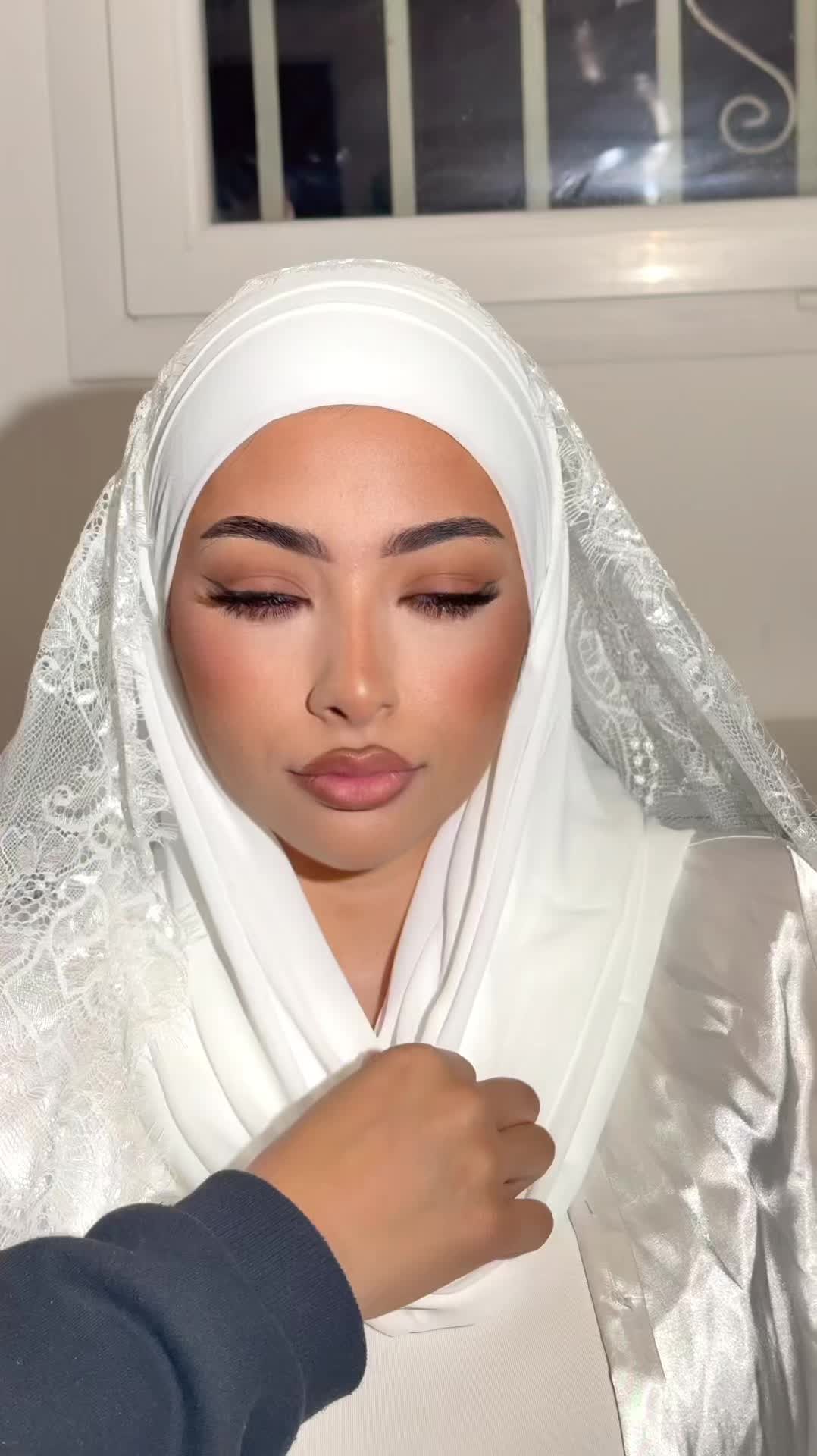 @Amina