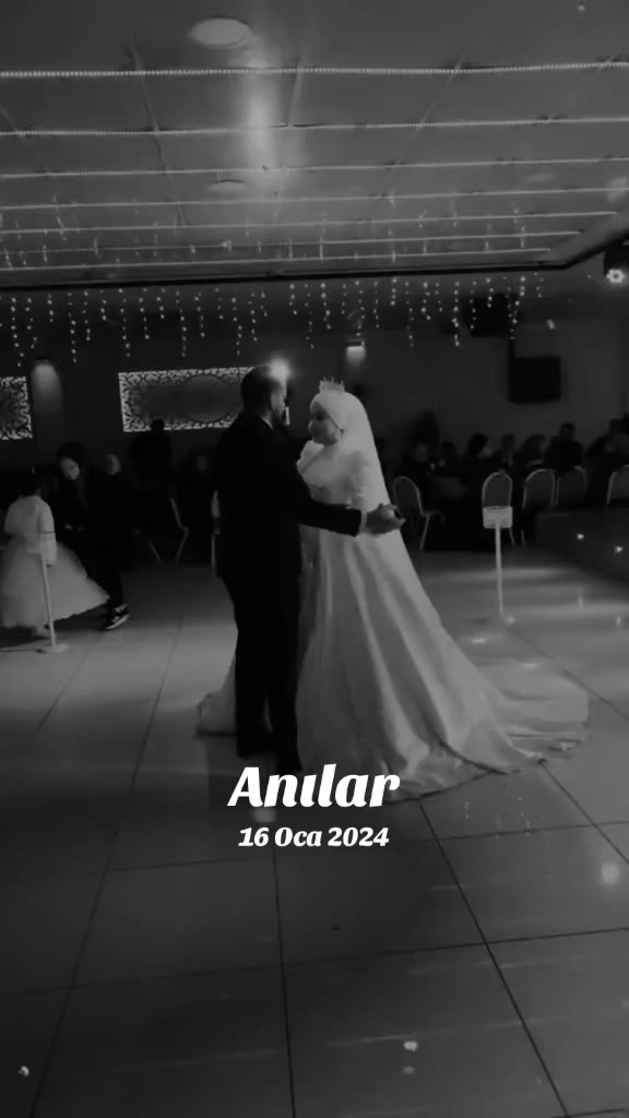 @Menekşe Türkkan