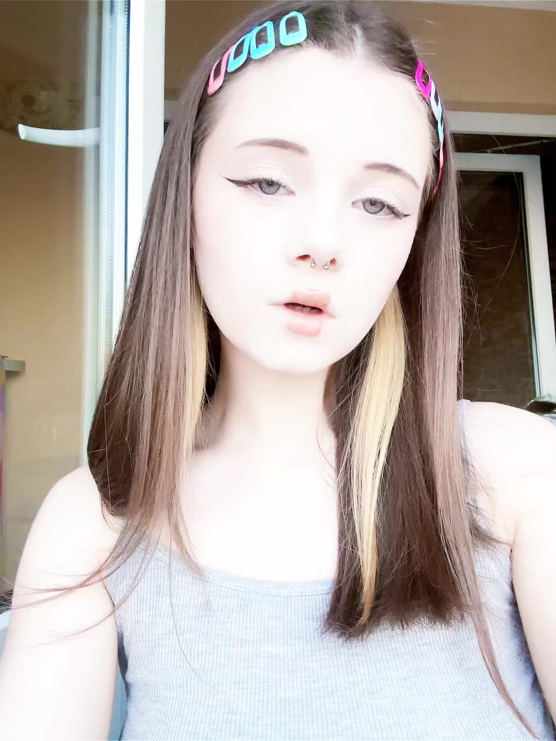 @валерія
