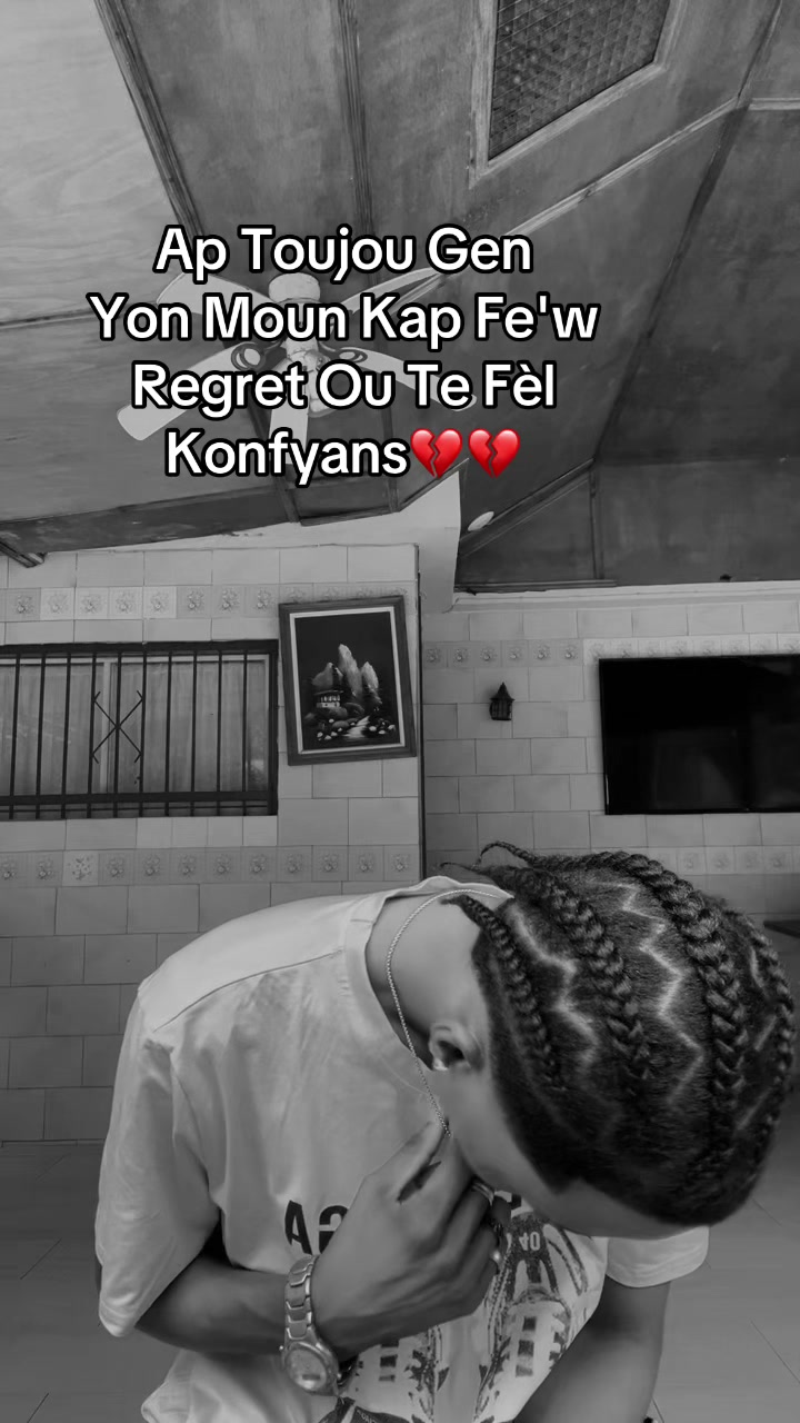 @Mr kris boy🧃~🥰