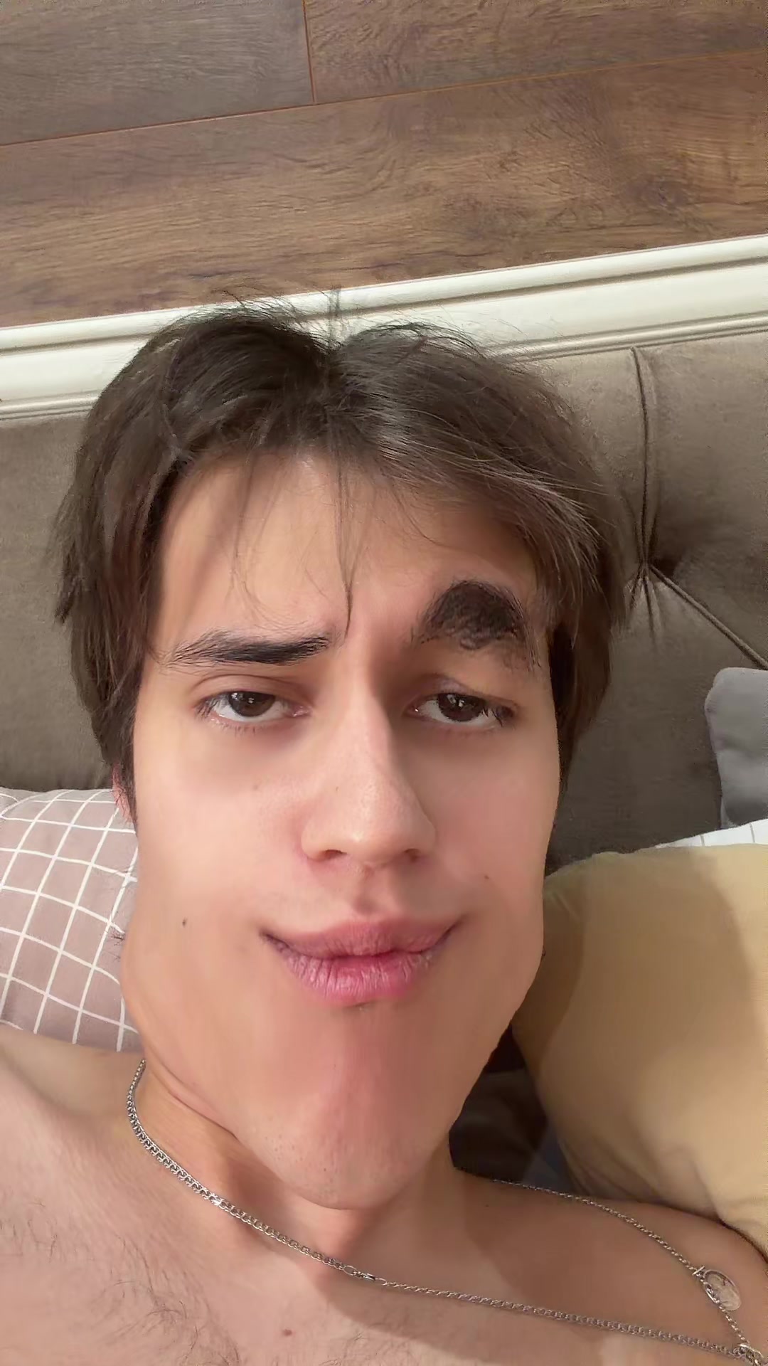 @vanyatiba