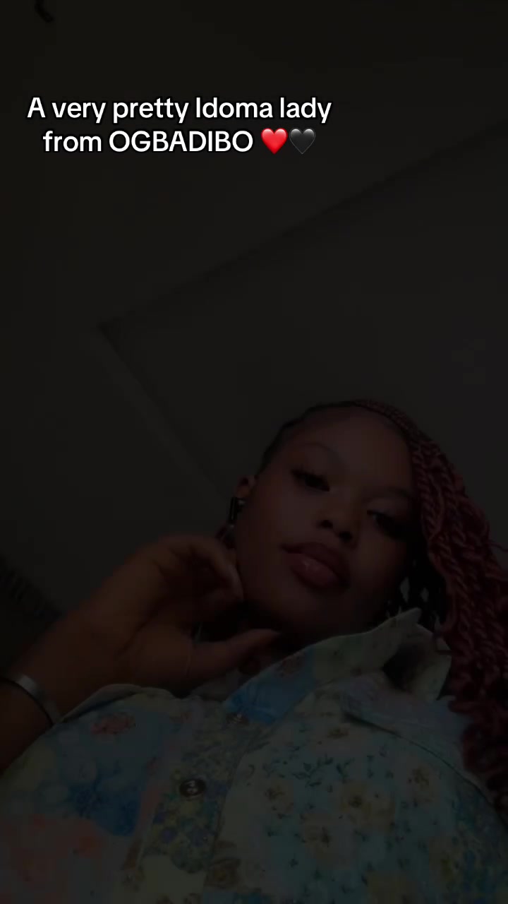 @QUÉENIE ♥️🔒💚OCHANYÁ🥷🖤