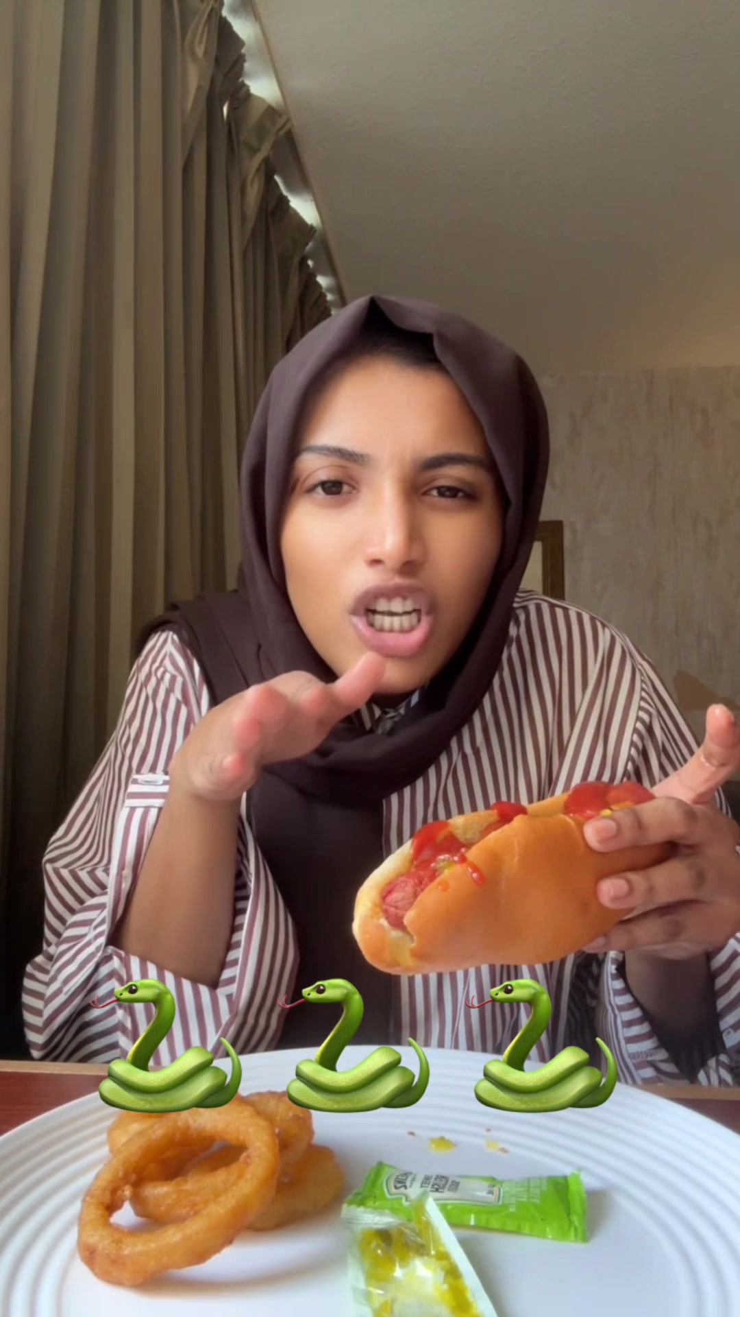 @Zaynab🇨🇦🇹🇿🇰🇪🇸🇴🇵🇸