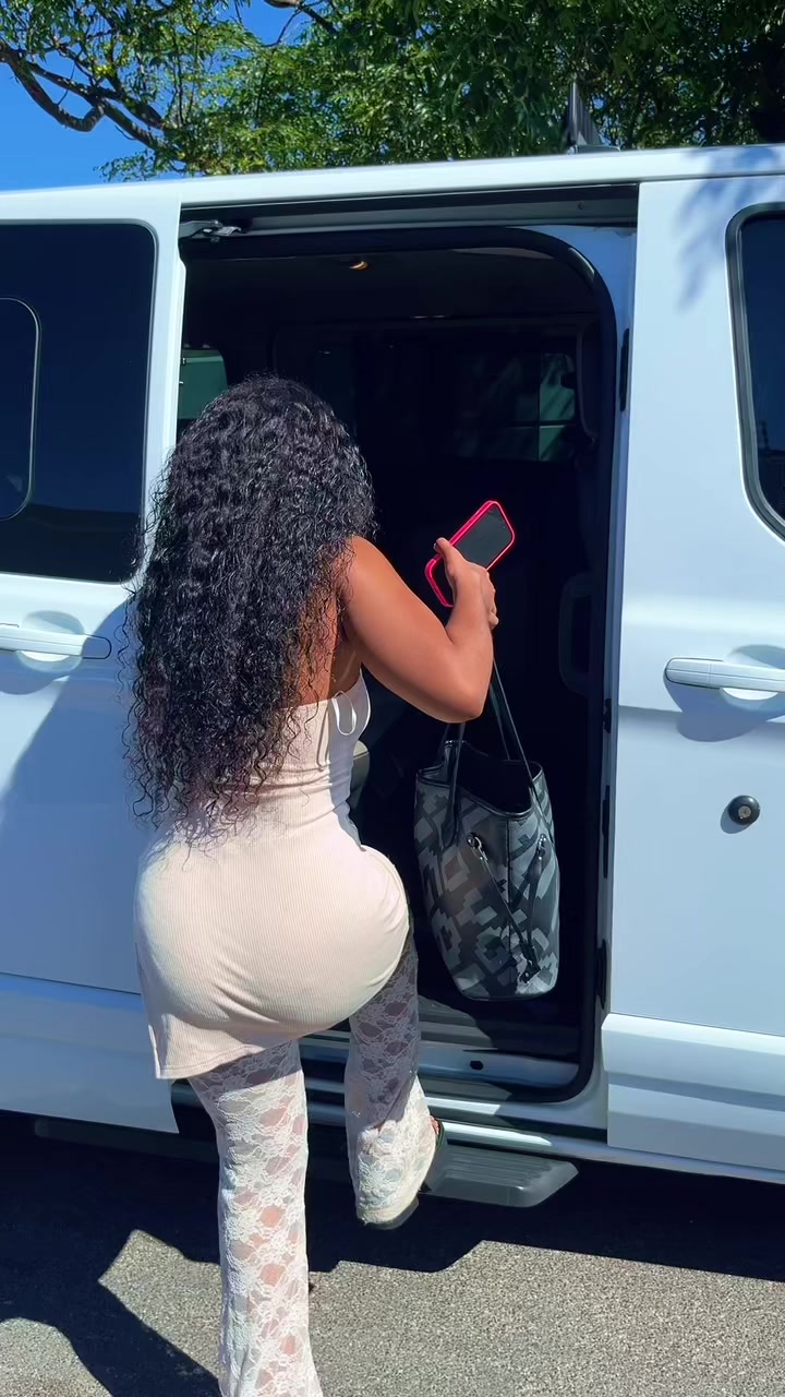 @Curlly_crystallz