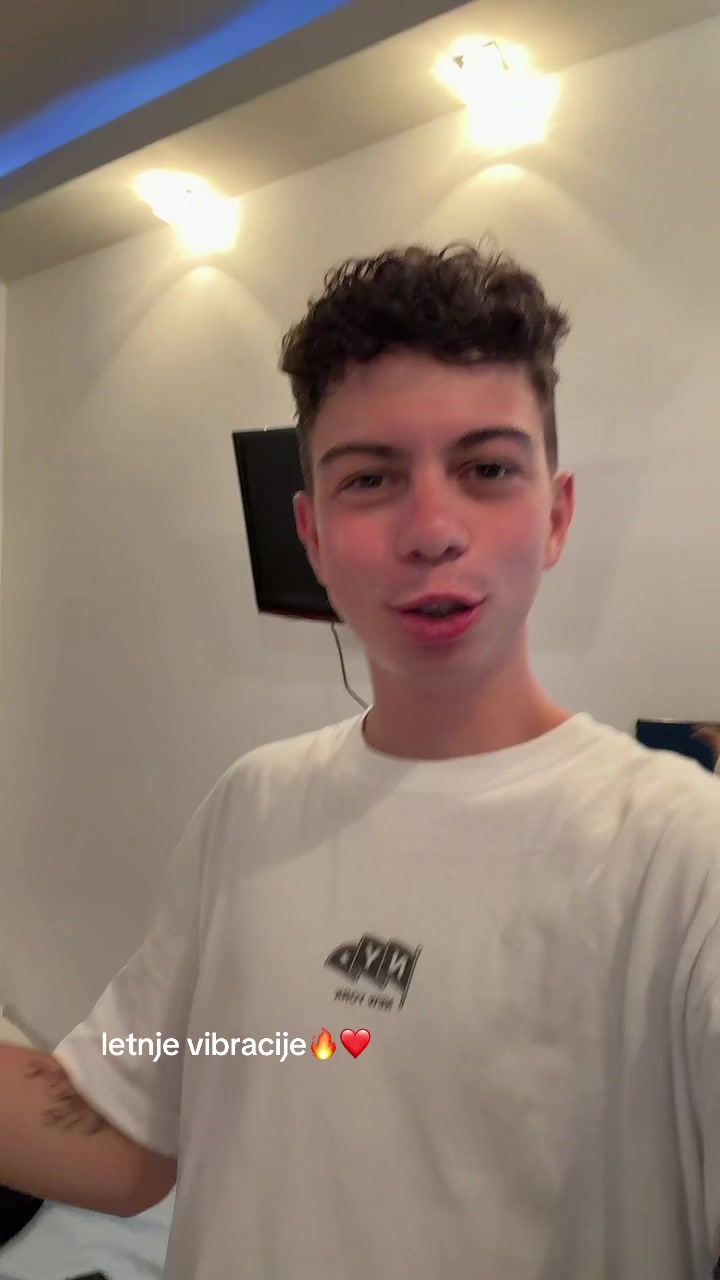 @VELJKO