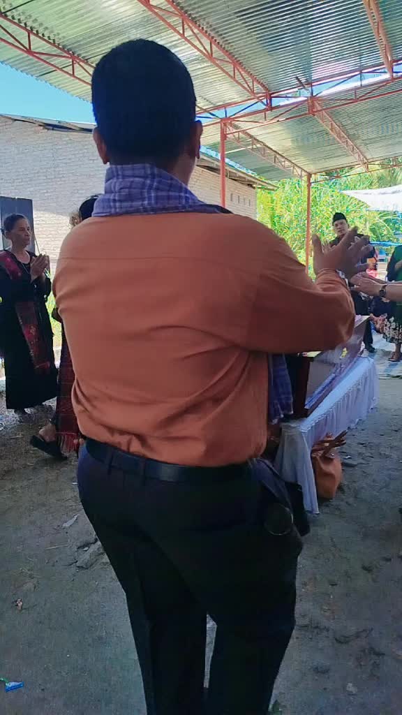 @Br HUTAURUK na burju situtu