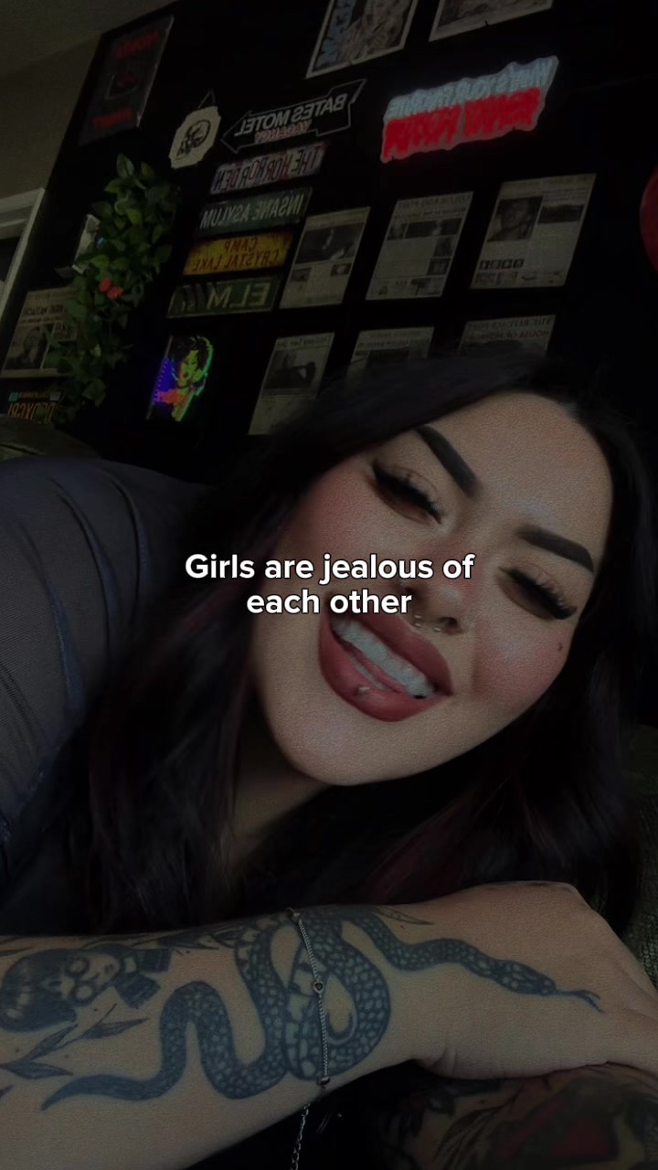 @iamxvee