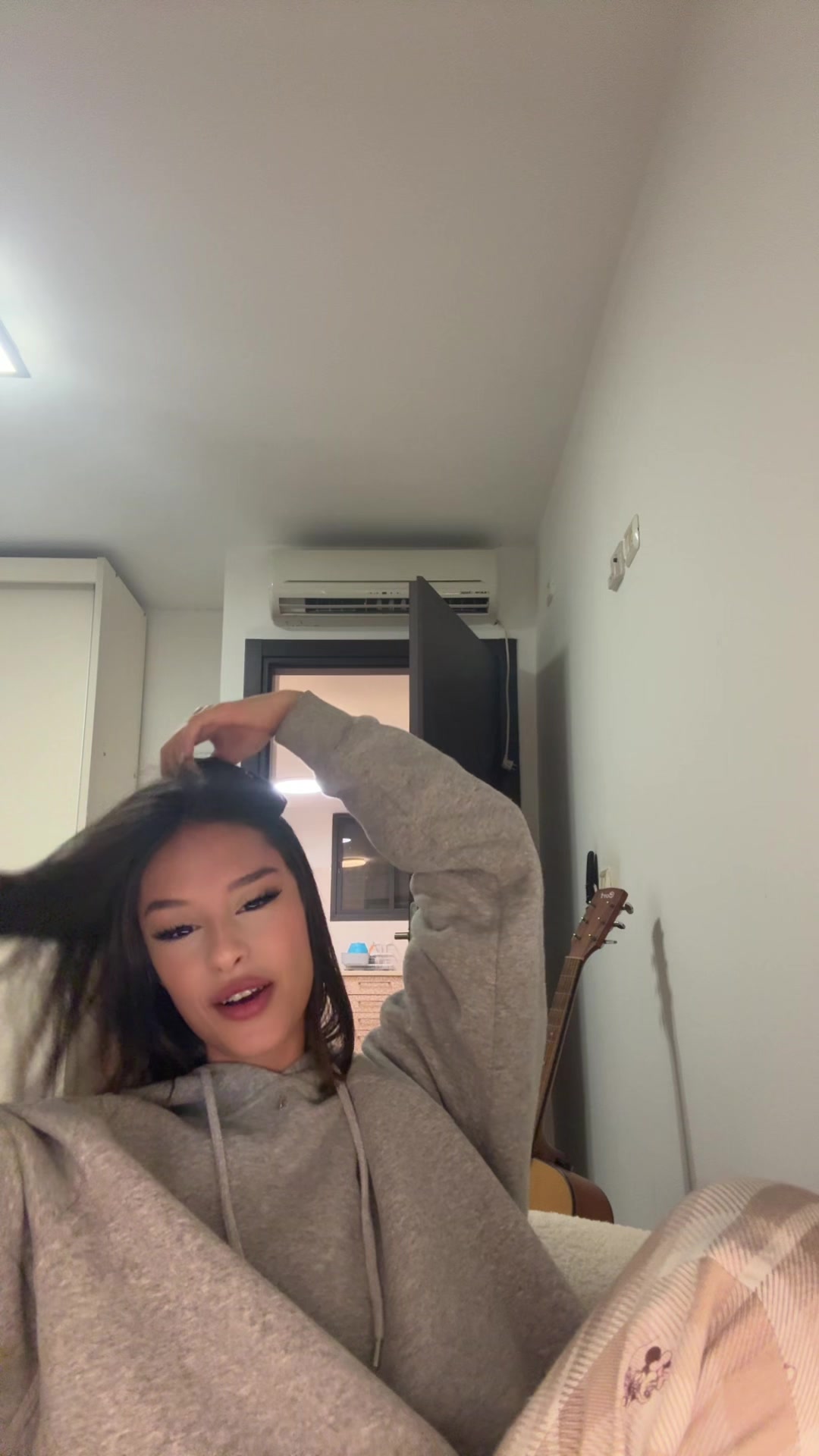 @Shirabusi