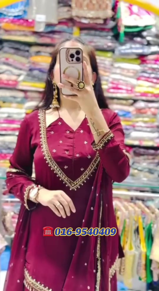 @Reekha's Collection🖤