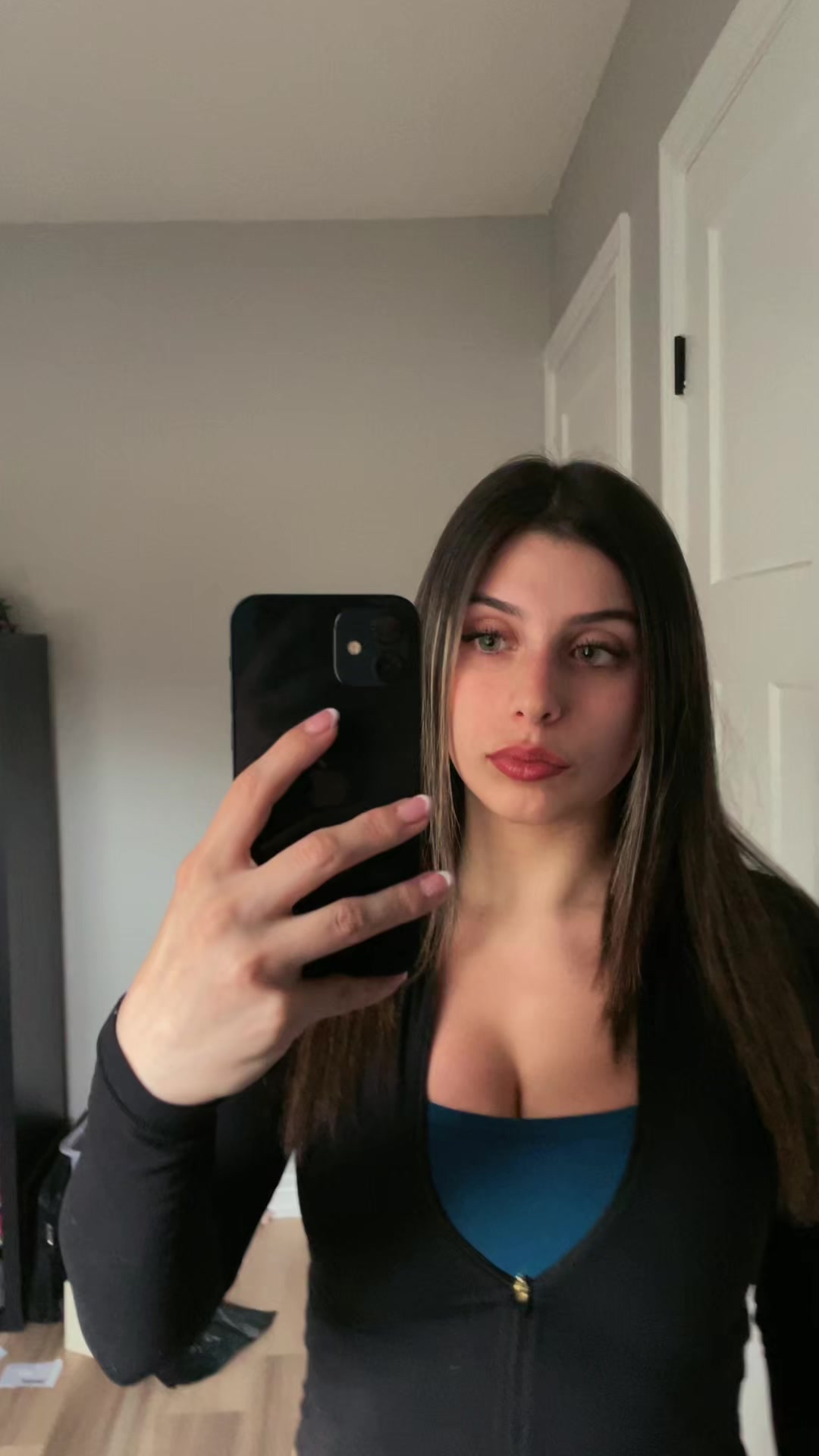 @viesspammy_