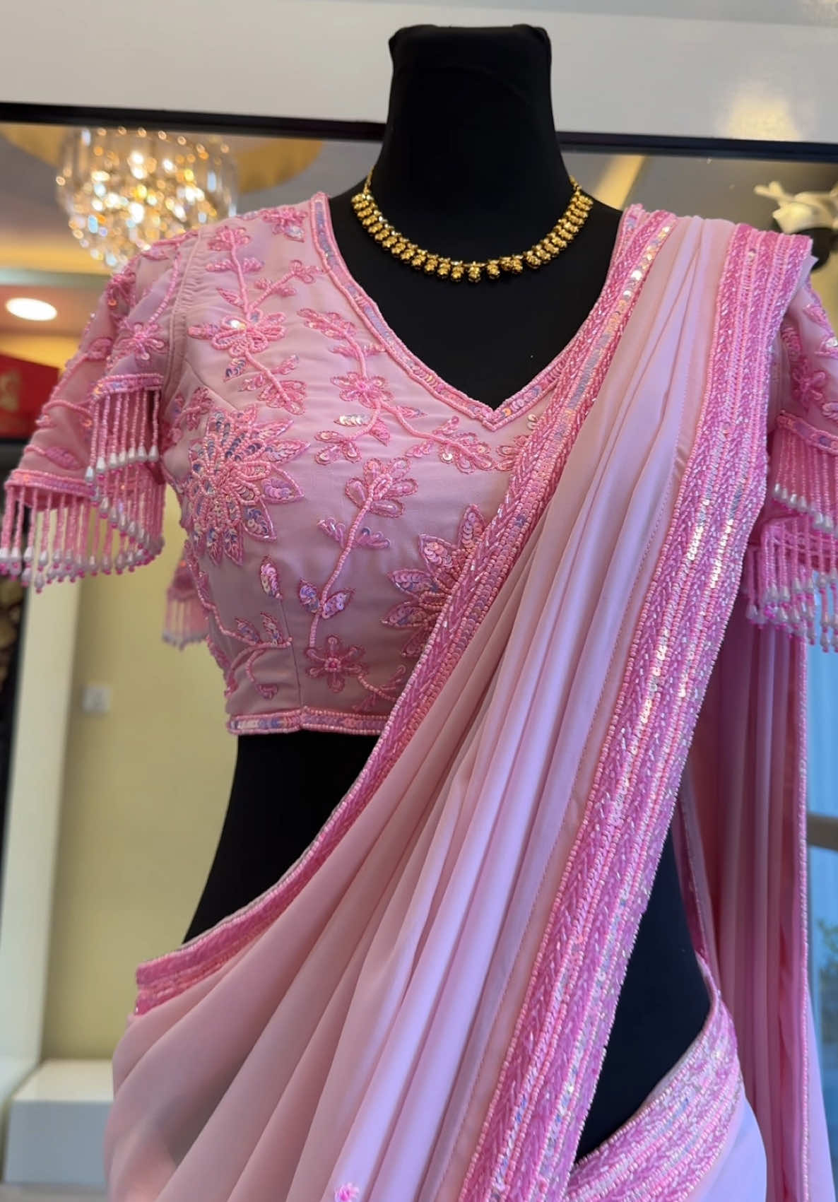 @R Square collection boutique