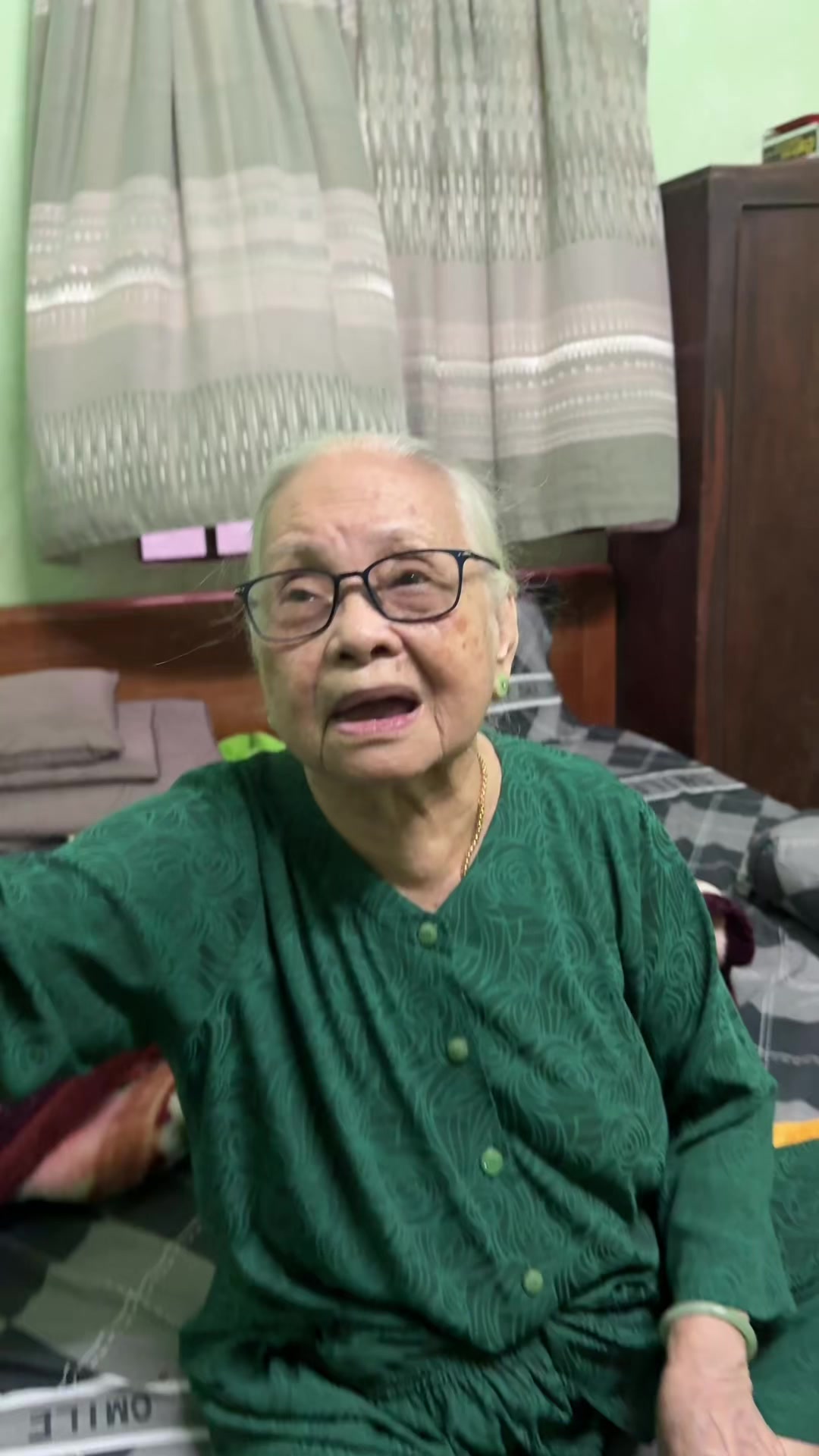@Nguyễn Hồng Thủy