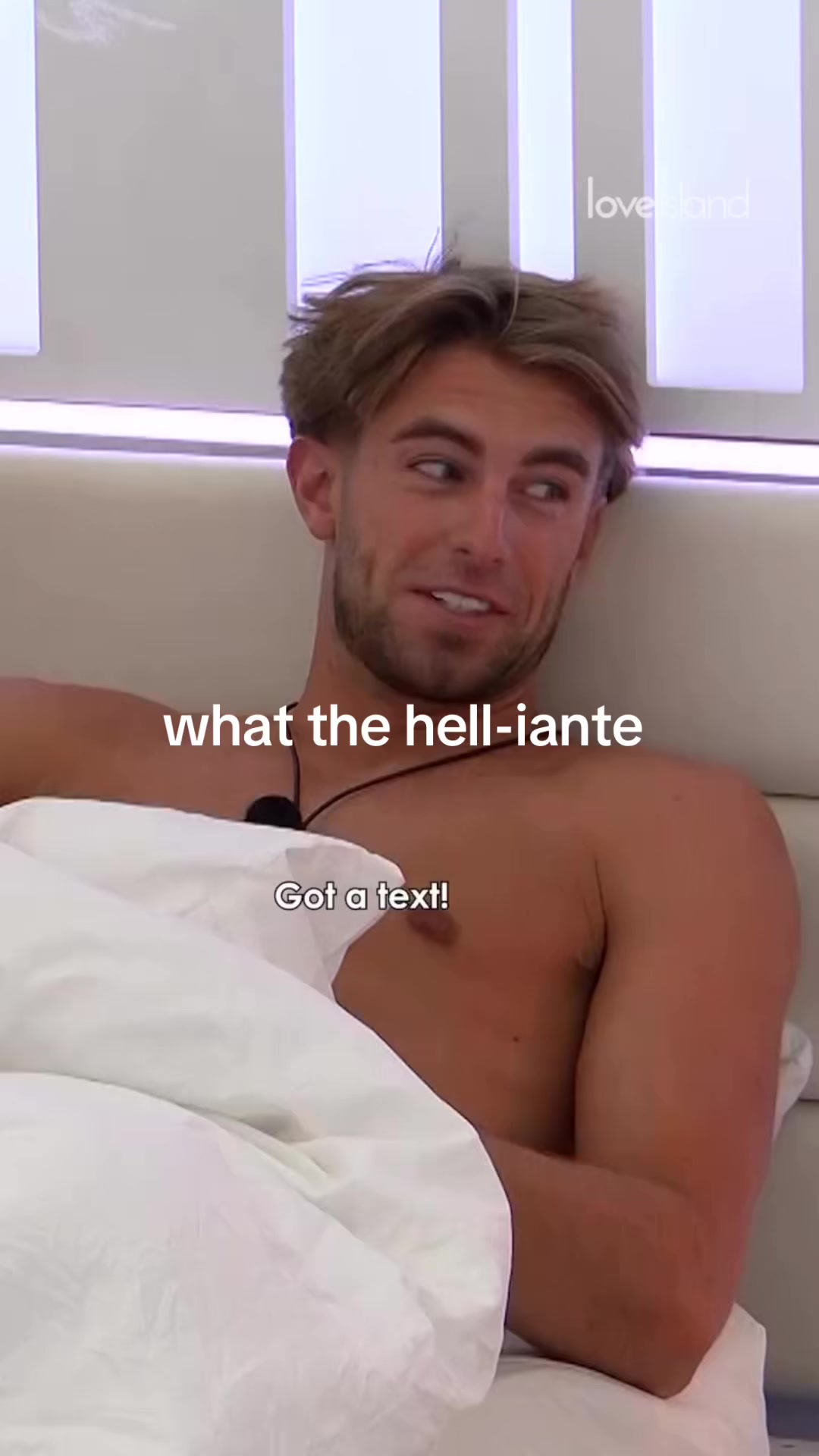 @???