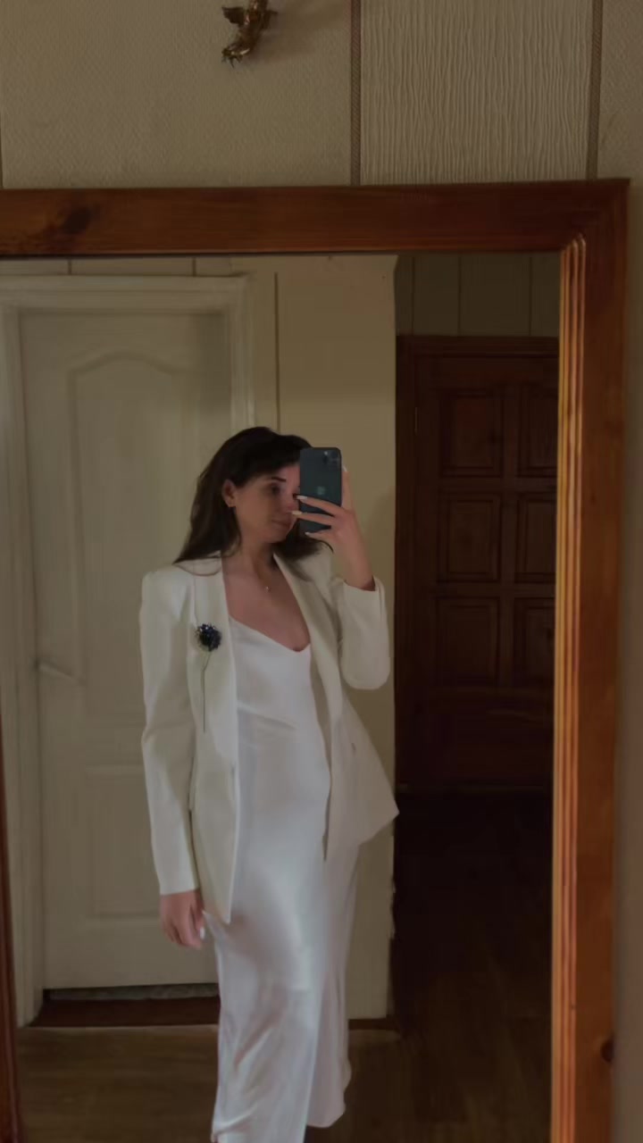 @🦈