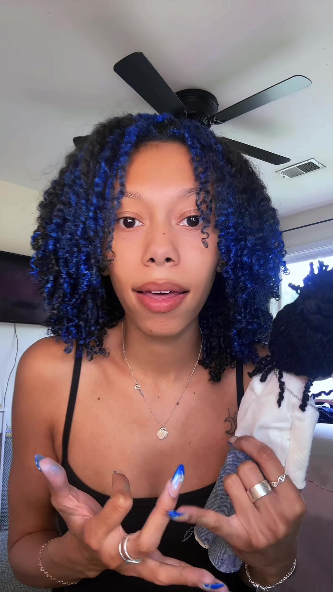 @AYSIA NICOLE