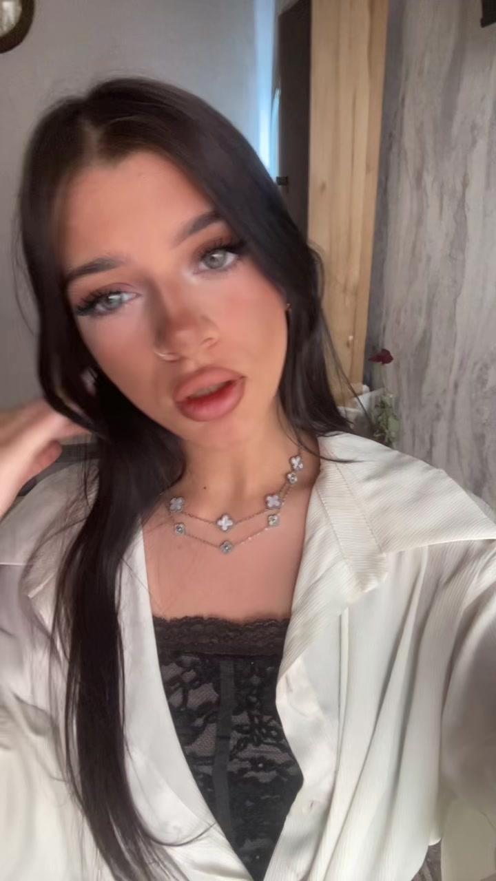 @melika