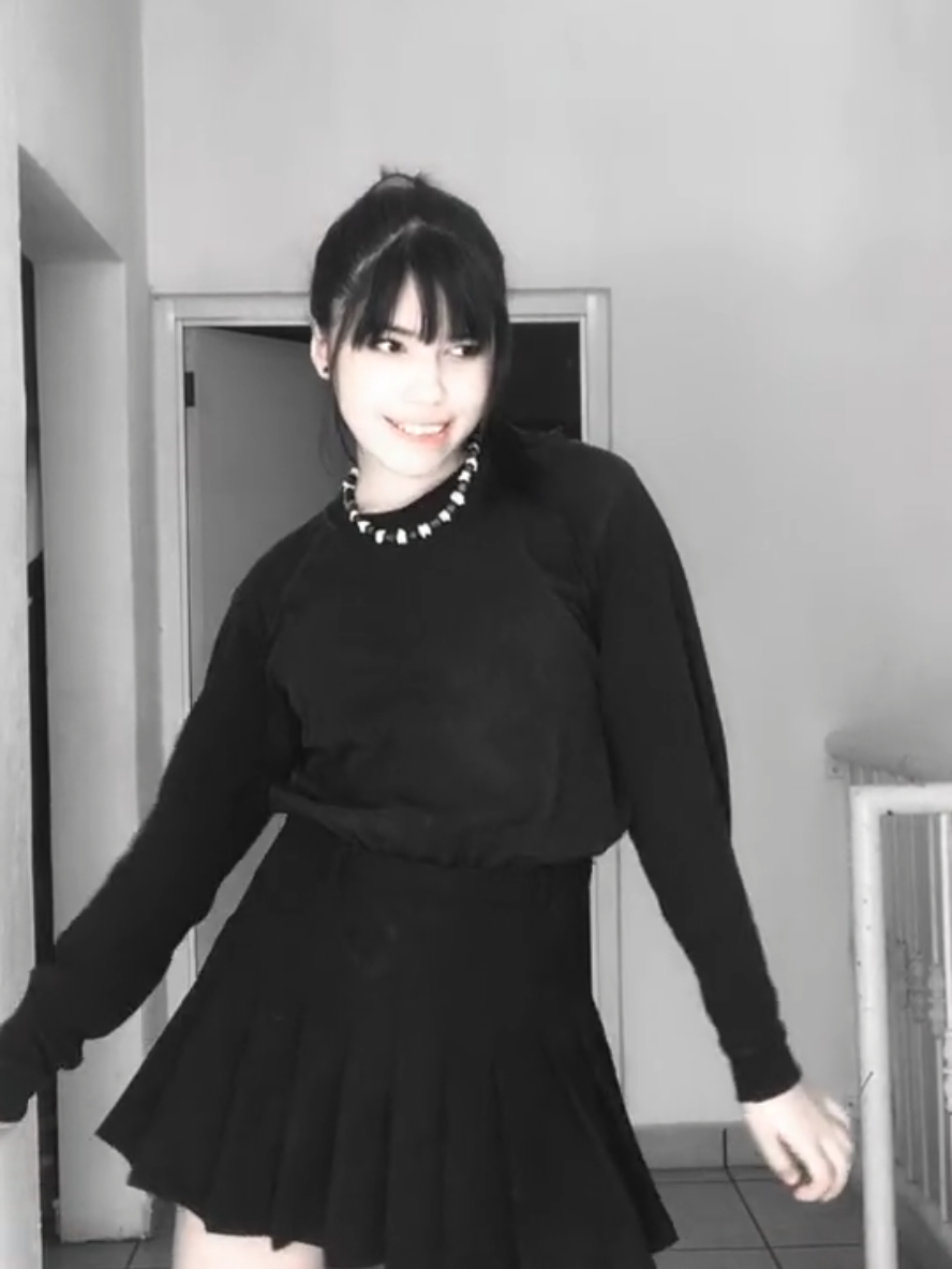 @𝐇𝐗𝐥𝐮𝐢𝐬𝐑𝐓4