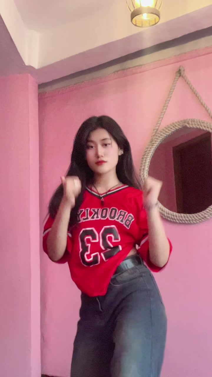 @Zaiera shahi 🌟