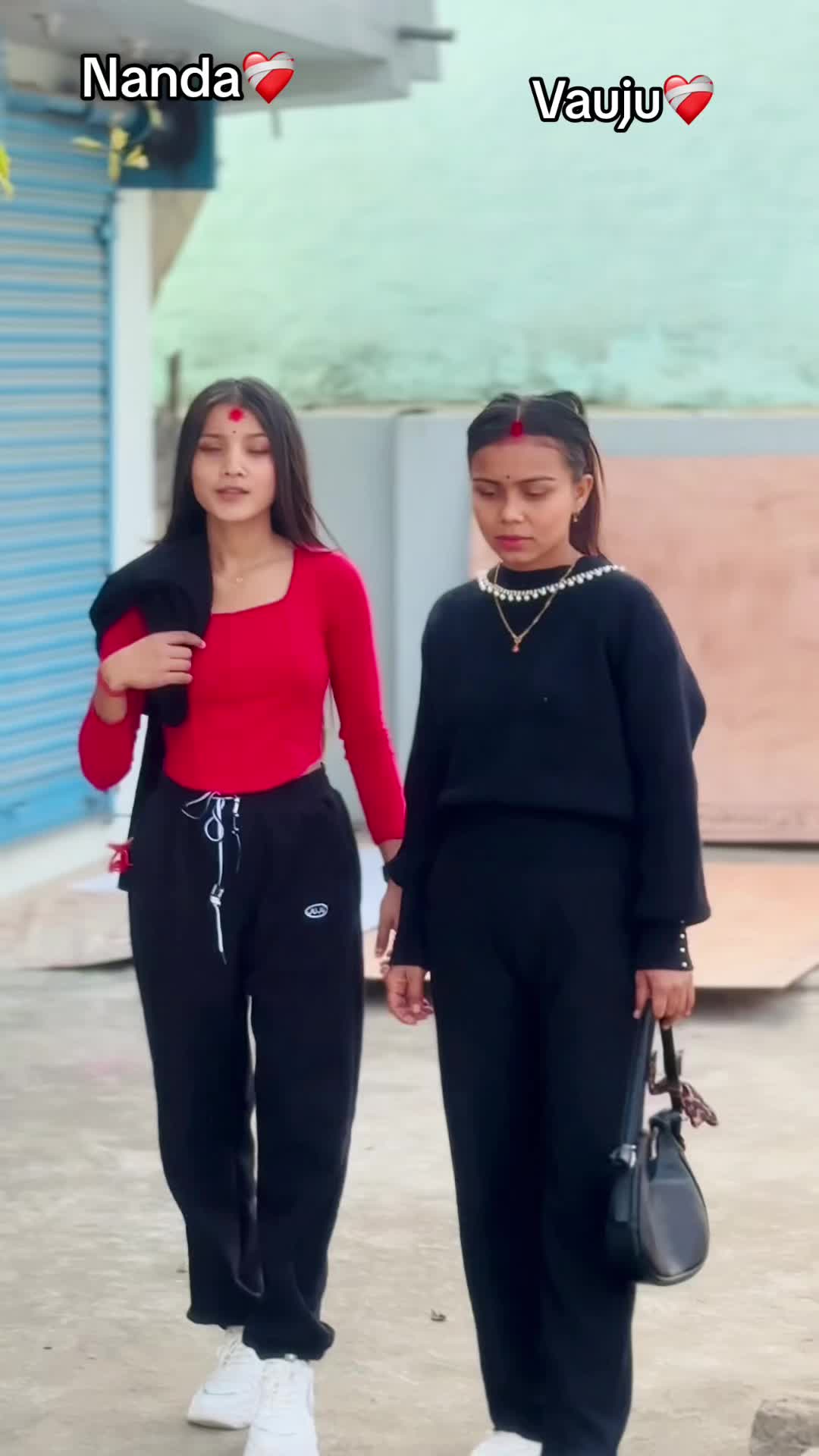 @Siru😇
