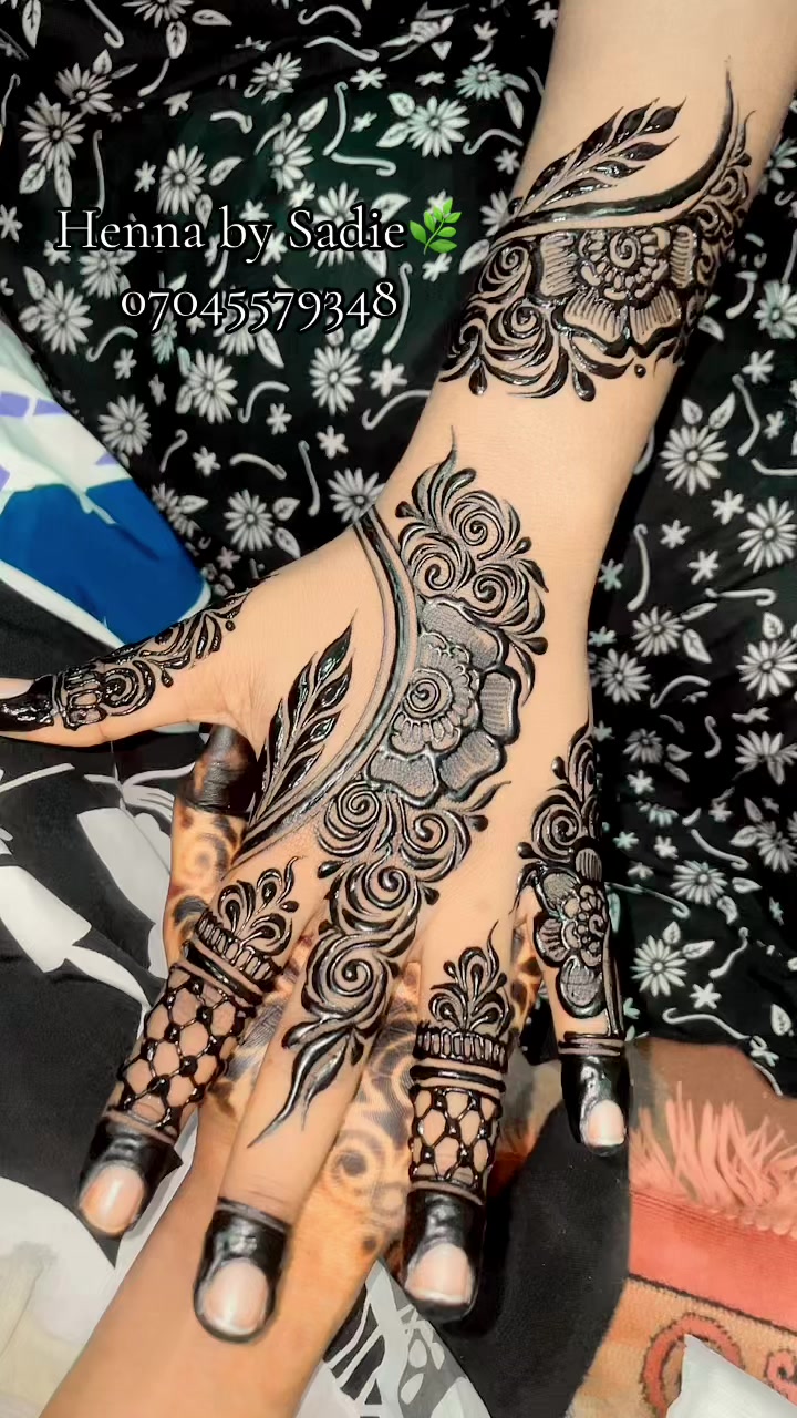 @henna_by_sadie🌿