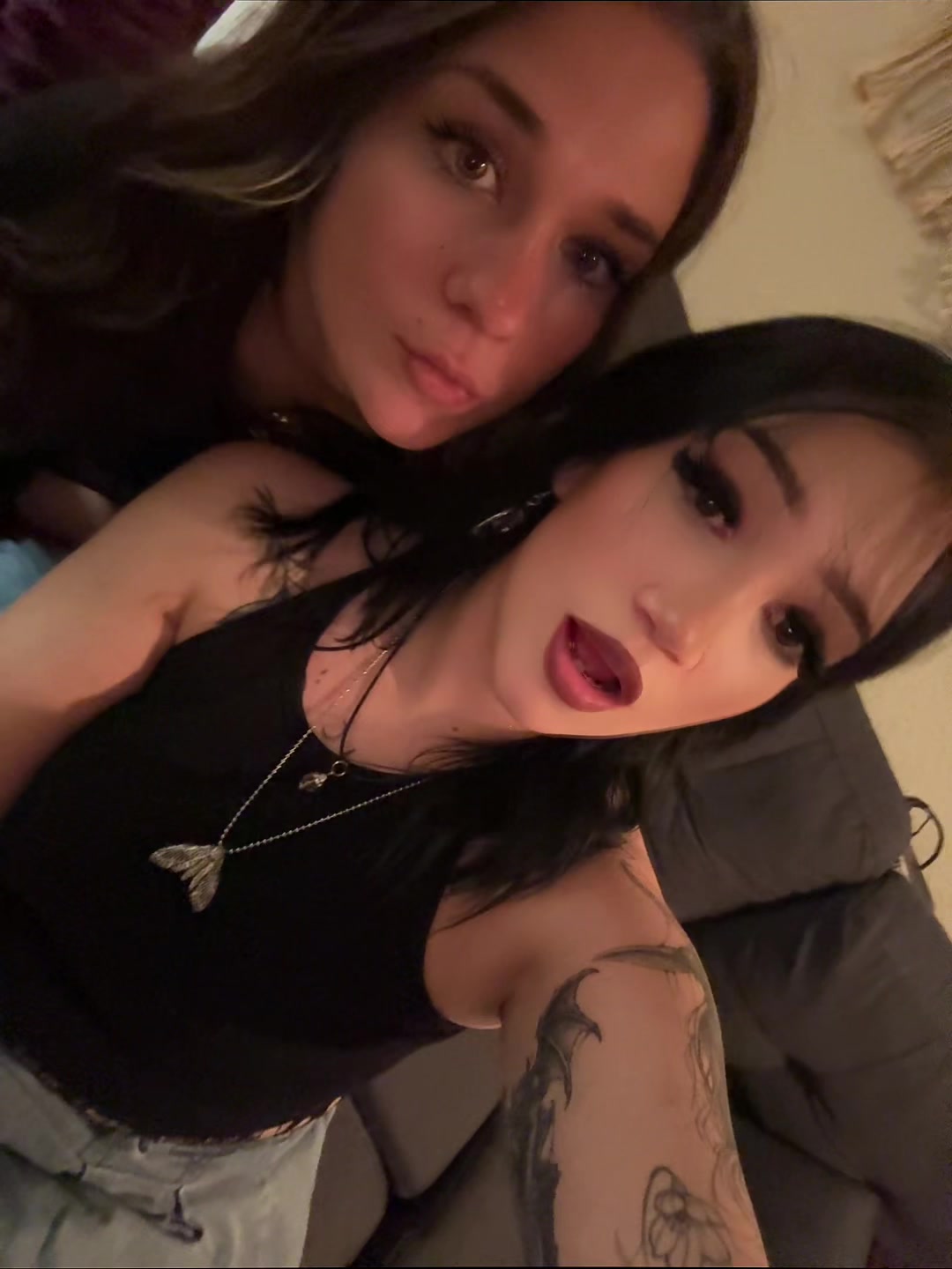 @Skylie🖤