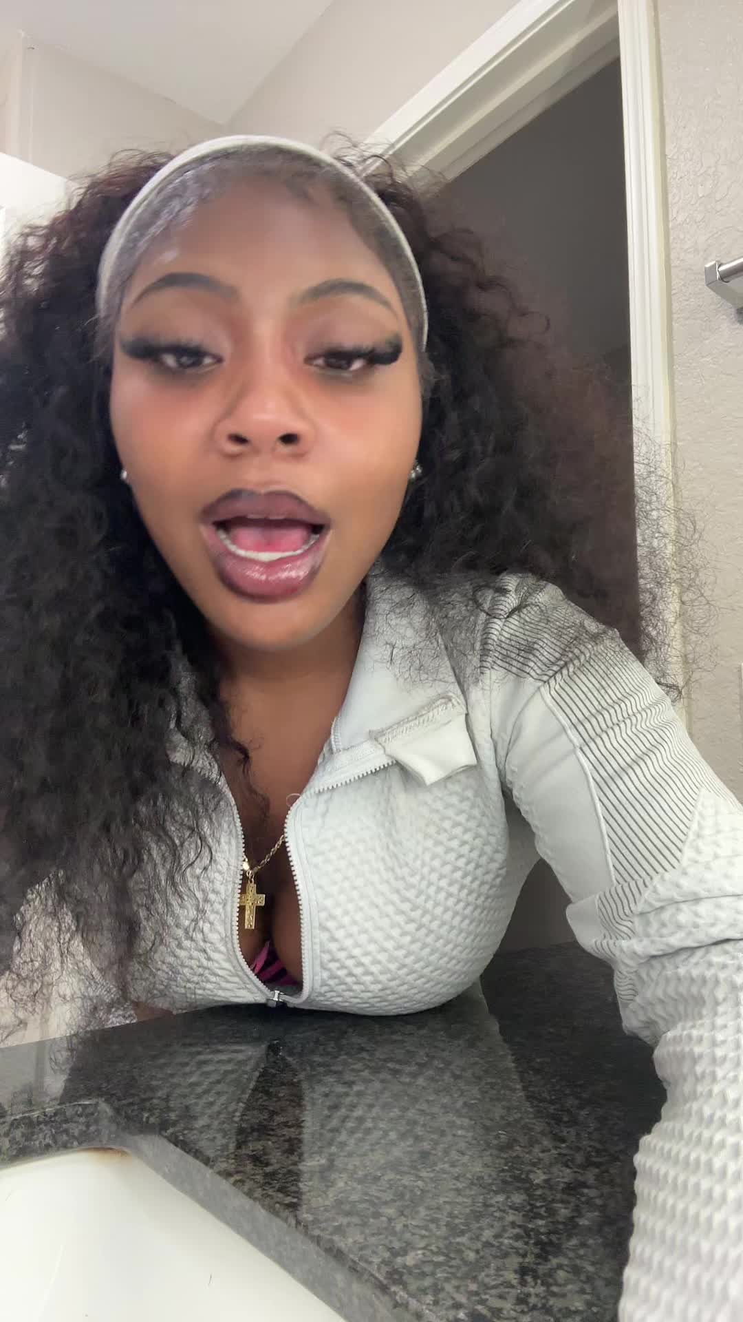 @𝐘✰𝐍𝐈