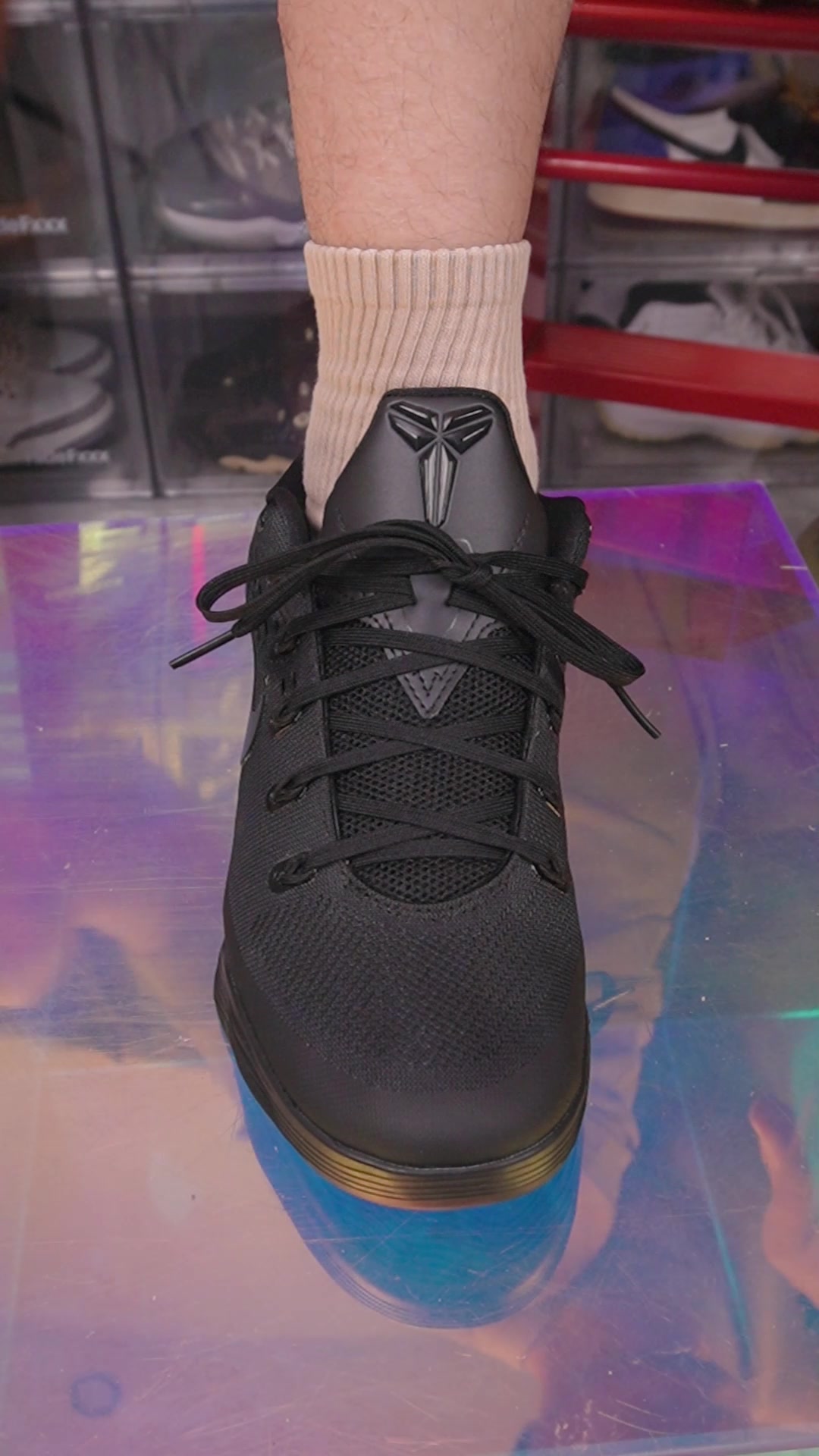 @Lacedsneaker