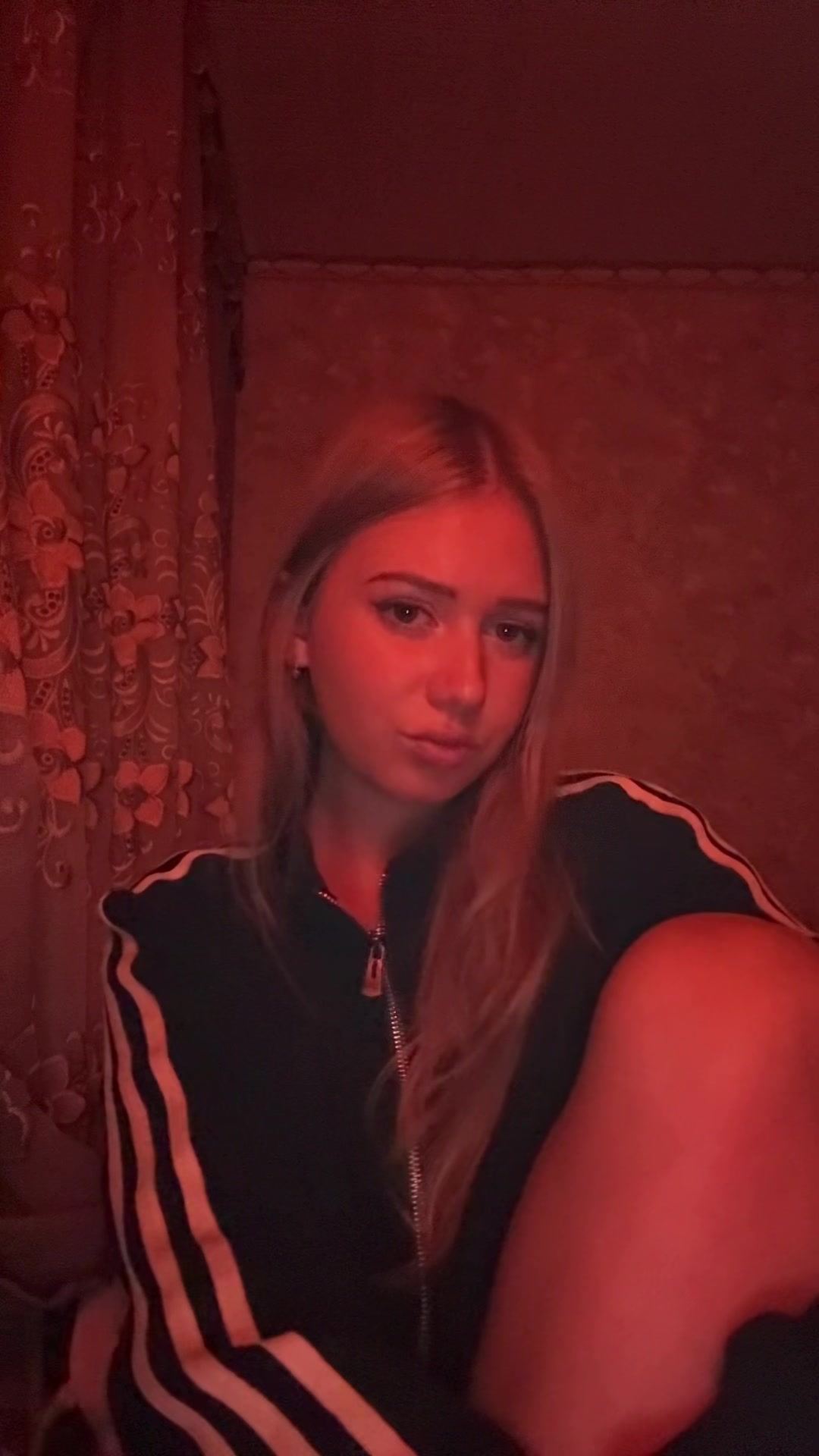 @никаа