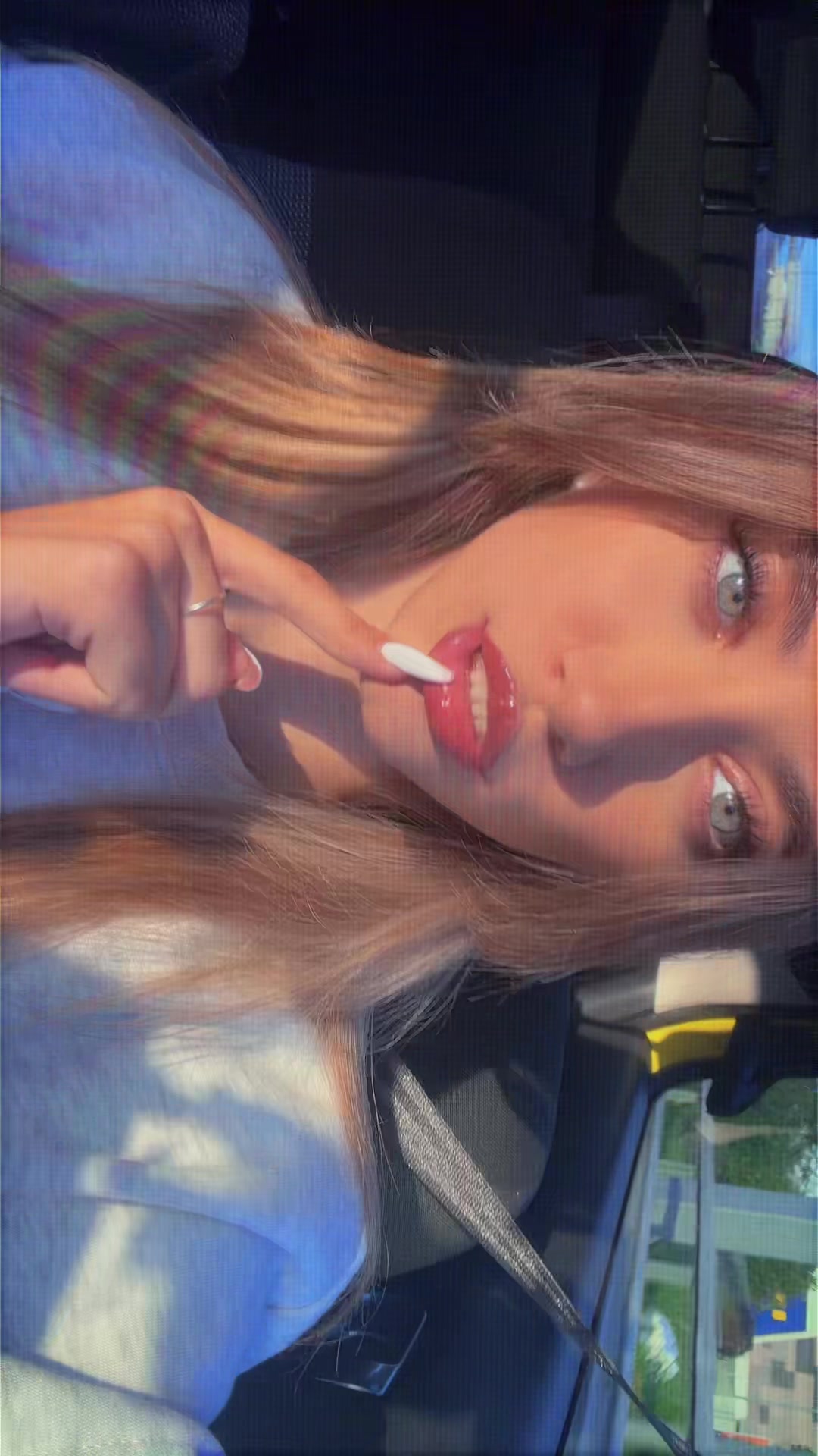 @𝐂𝐨𝐫𝐲★