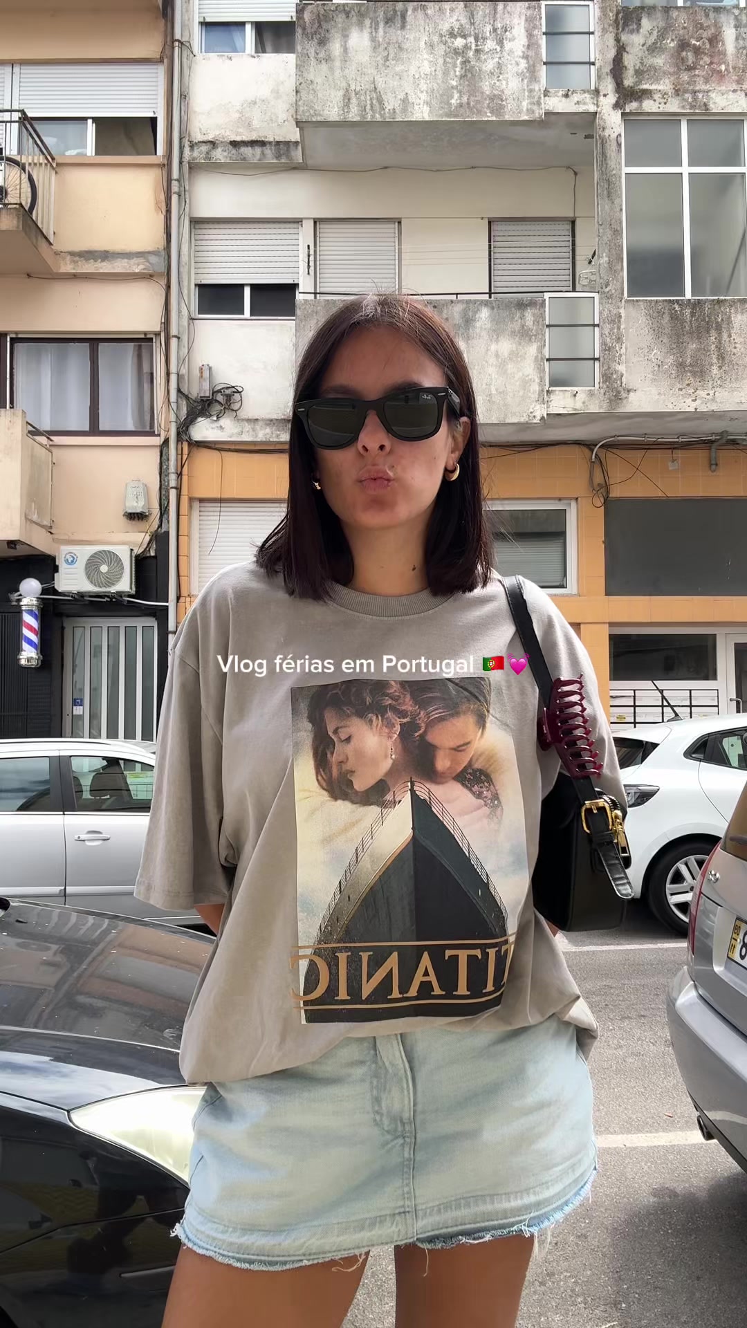 @Ana