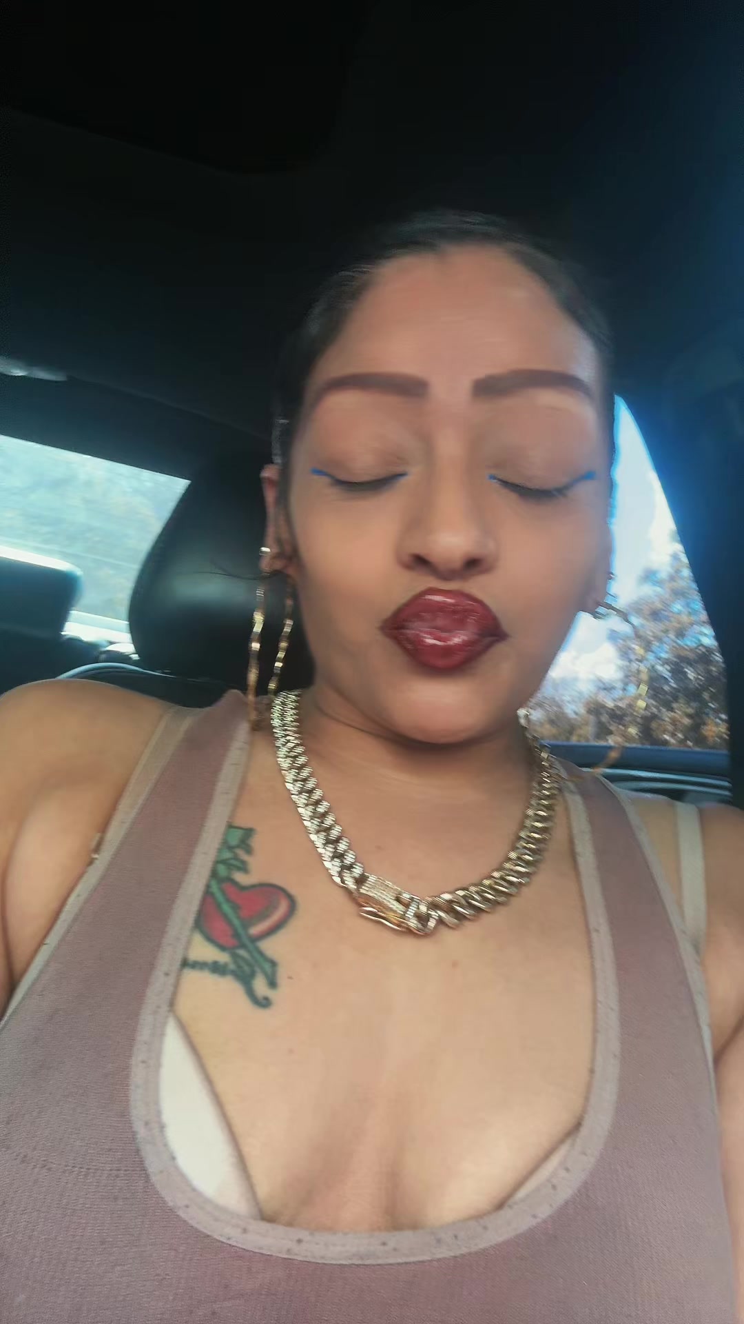 @MsV4mDa22&23