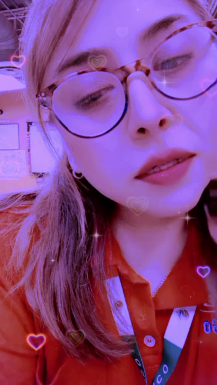 @𝘿𝙝𝙖𝙣𝙖𝙚 💞