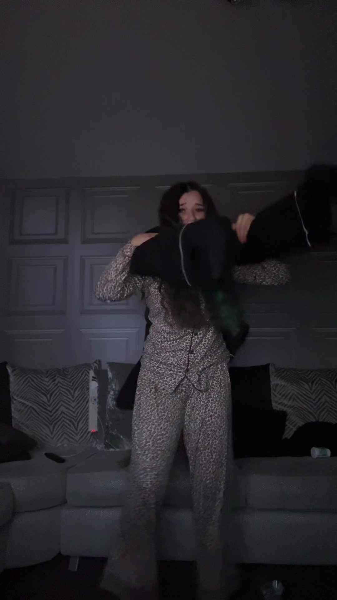 @privv.xo4