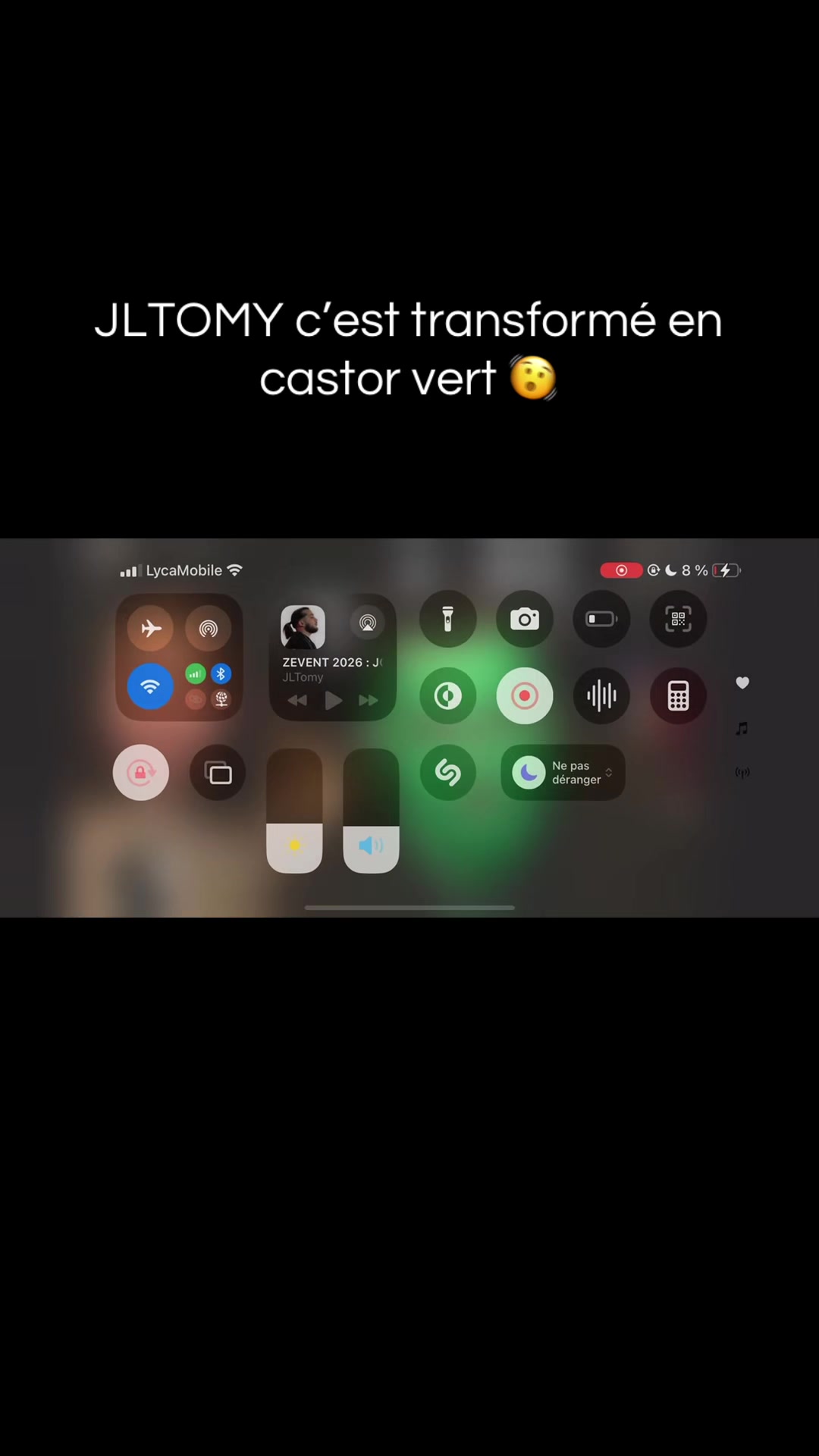 @👻