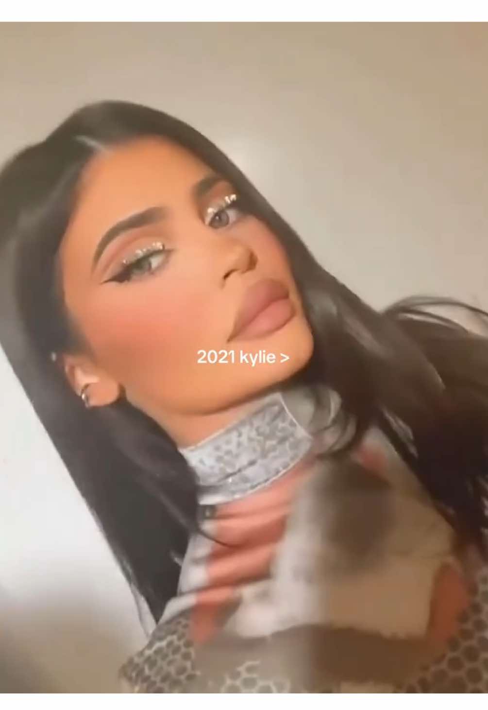 @𐚁