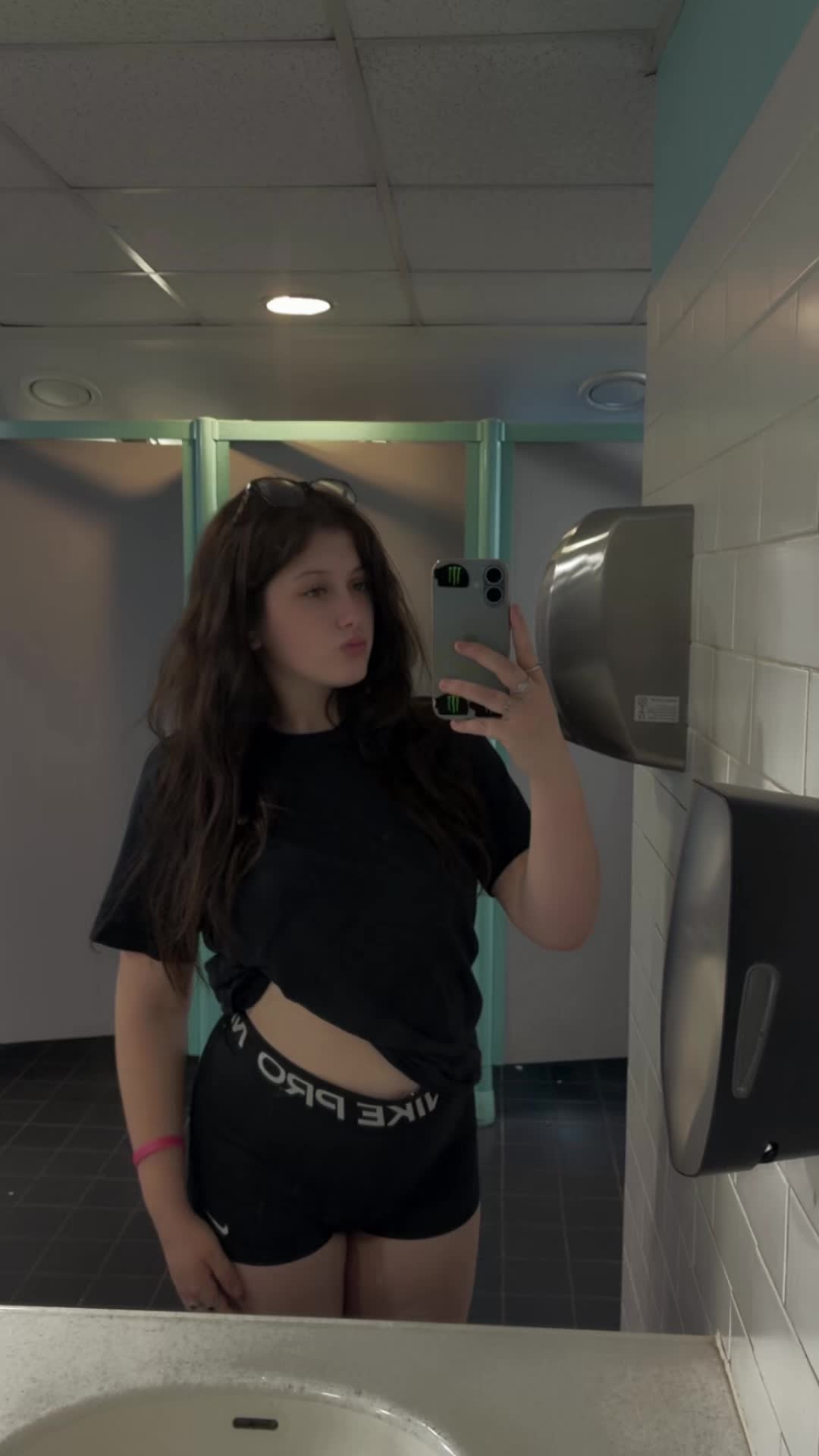 @Chloe_09