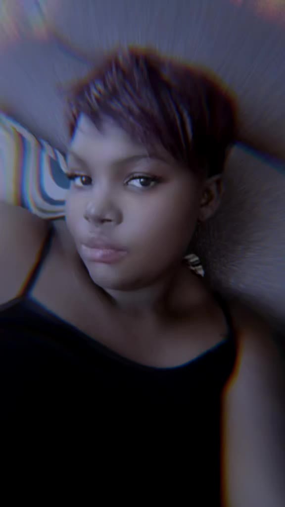 @sharonahjnz